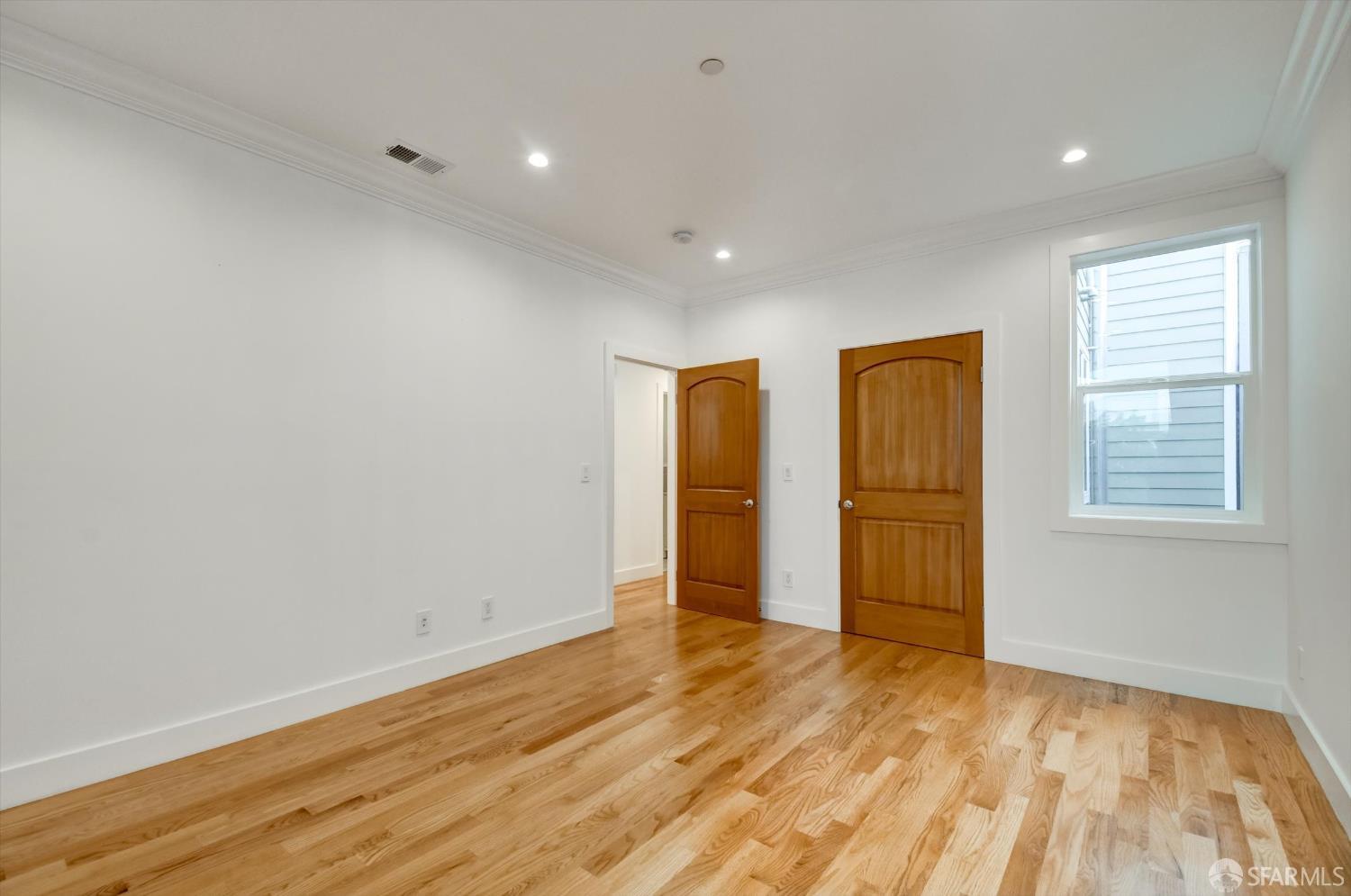 Detail Gallery Image 37 of 58 For 62 Vernon St, San Francisco,  CA 94132 - 7 Beds | 5/1 Baths