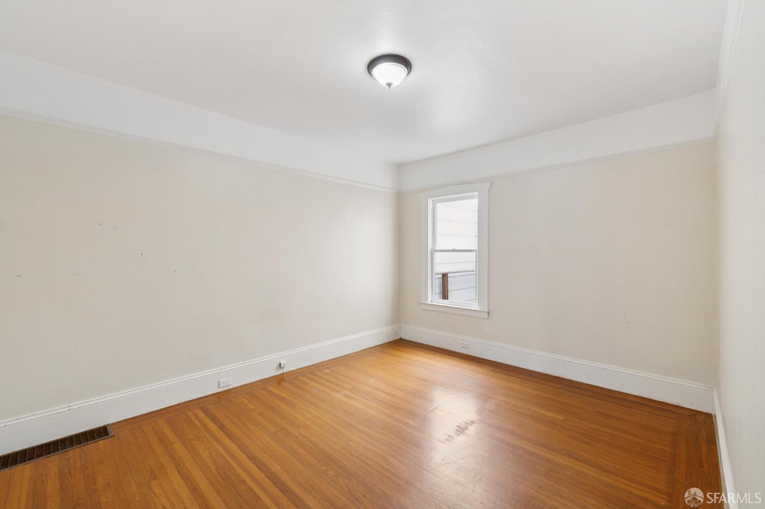 Detail Gallery Image 29 of 43 For 375 Byxbee St, San Francisco,  CA 94132 - 3 Beds | 1 Baths