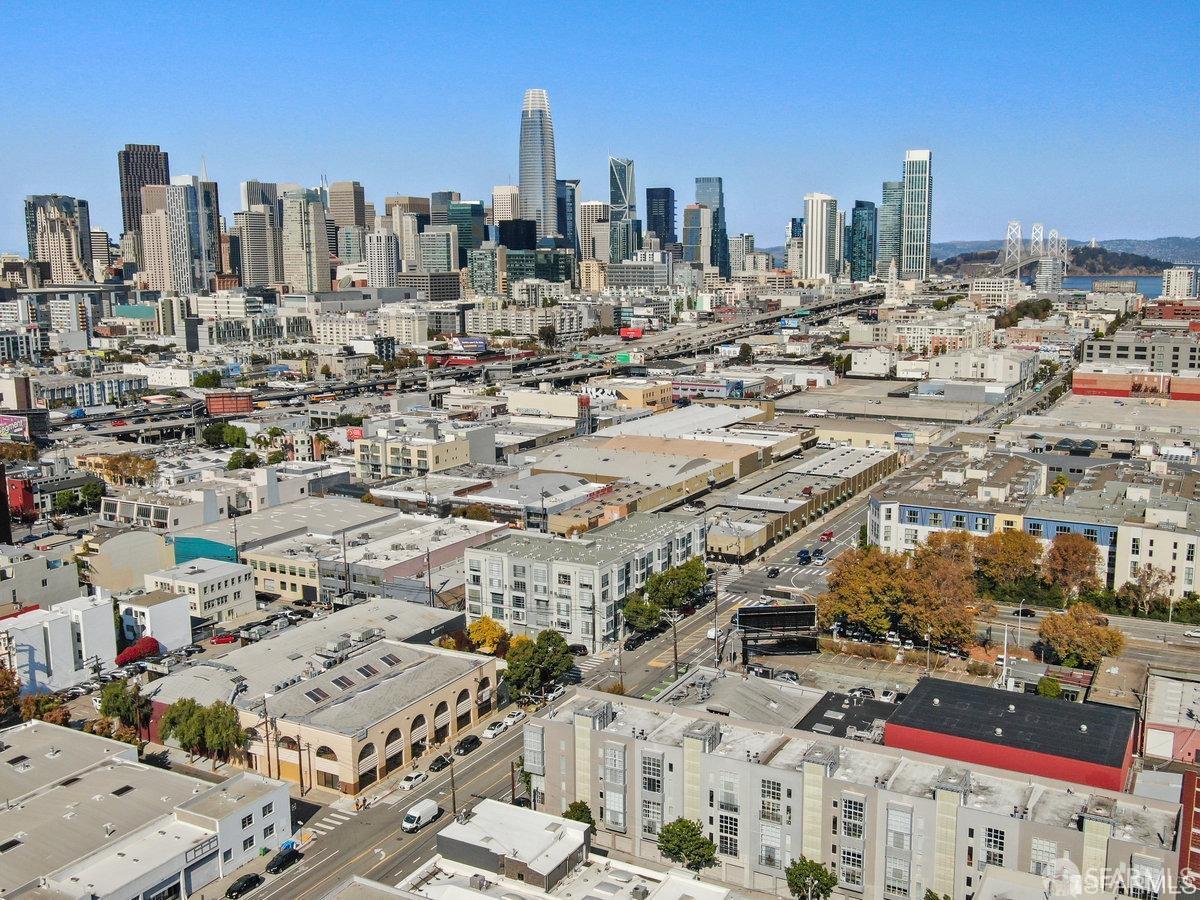 Detail Gallery Image 27 of 31 For 15 Lucerne St #B,  San Francisco,  CA 94103 - 2 Beds | 2/1 Baths
