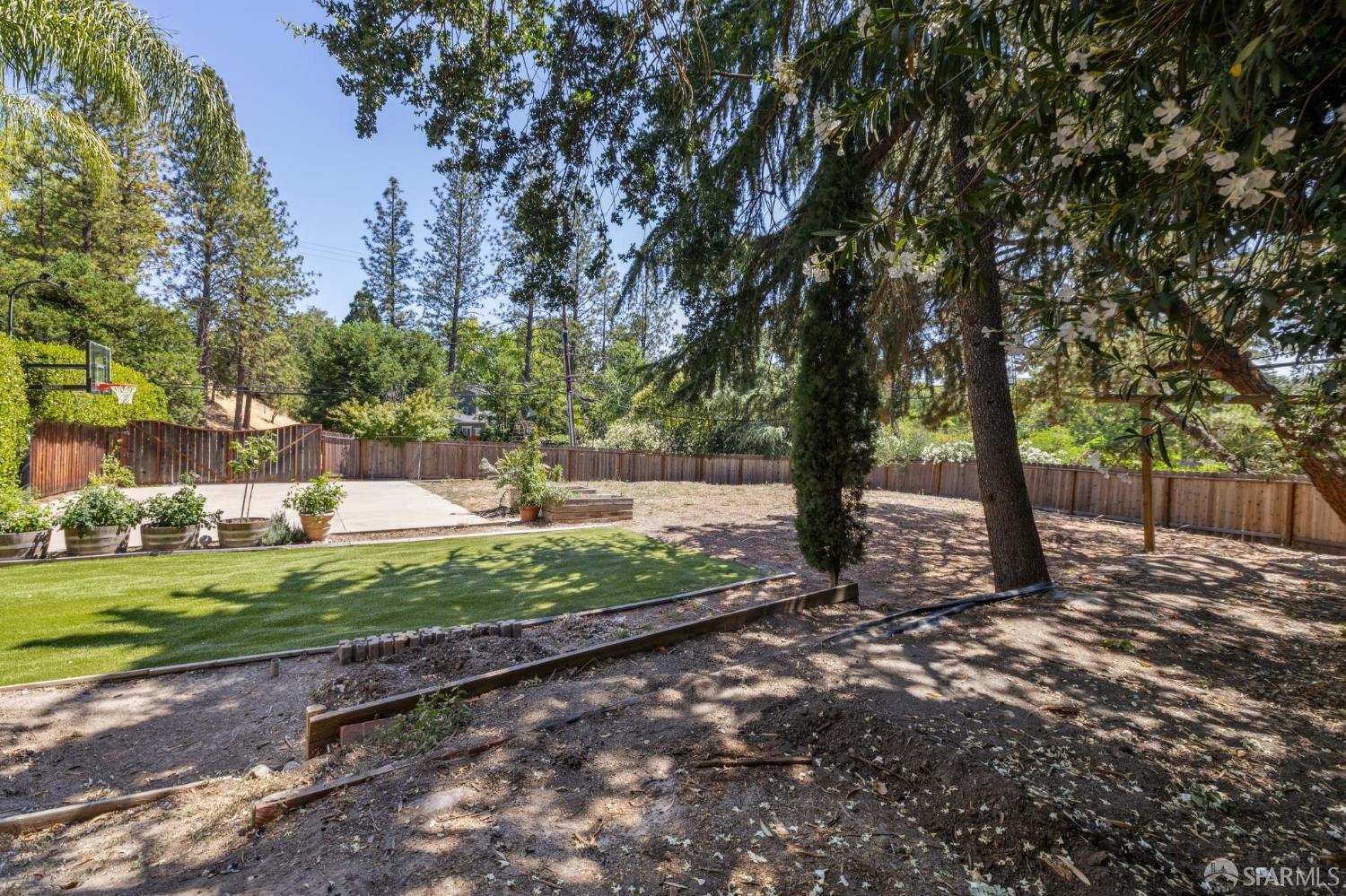 Detail Gallery Image 26 of 28 For 107 Verde Mesa Dr, Danville,  CA 94526 - 5 Beds | 4/1 Baths