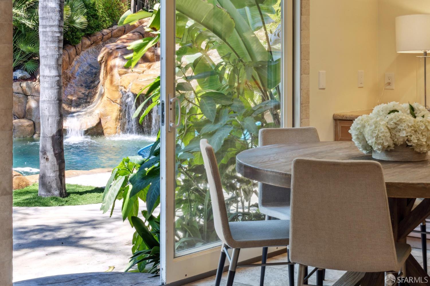 Detail Gallery Image 9 of 28 For 107 Verde Mesa Dr, Danville,  CA 94526 - 5 Beds | 4/1 Baths
