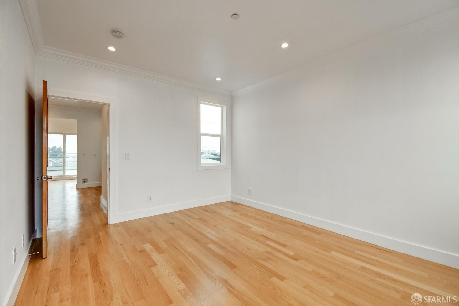 Detail Gallery Image 50 of 58 For 62 Vernon St, San Francisco,  CA 94132 - 7 Beds | 5/1 Baths