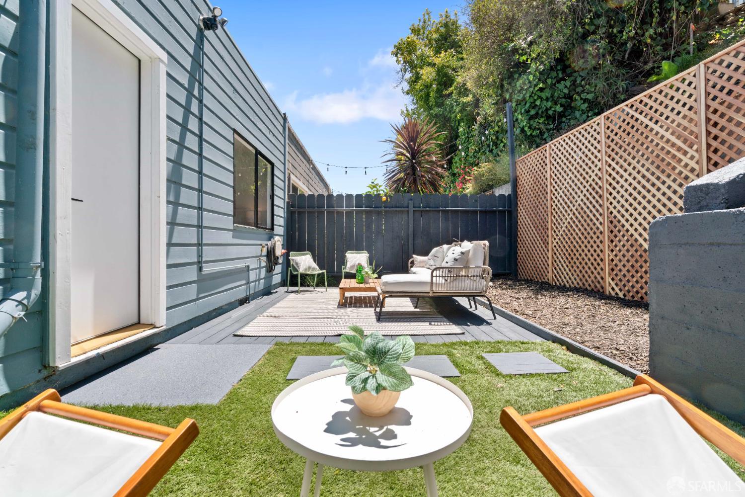 Detail Gallery Image 35 of 59 For 232 Holladay Ave, San Francisco,  CA 94110 - 3 Beds | 2 Baths