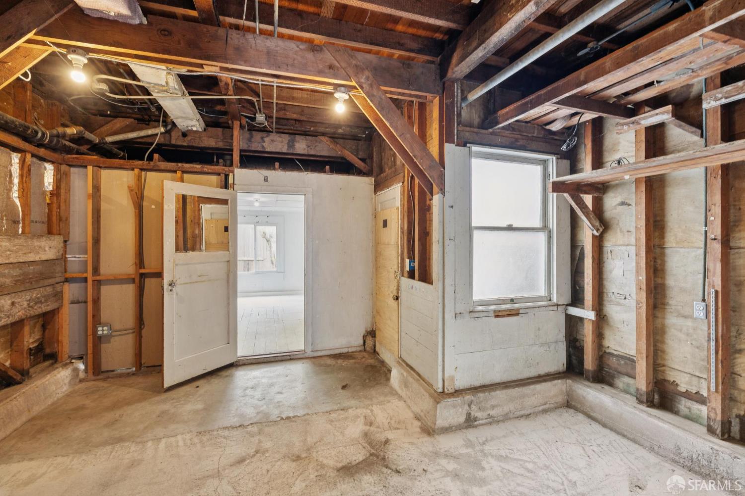 Detail Gallery Image 41 of 43 For 375 Byxbee St, San Francisco,  CA 94132 - 3 Beds | 1 Baths
