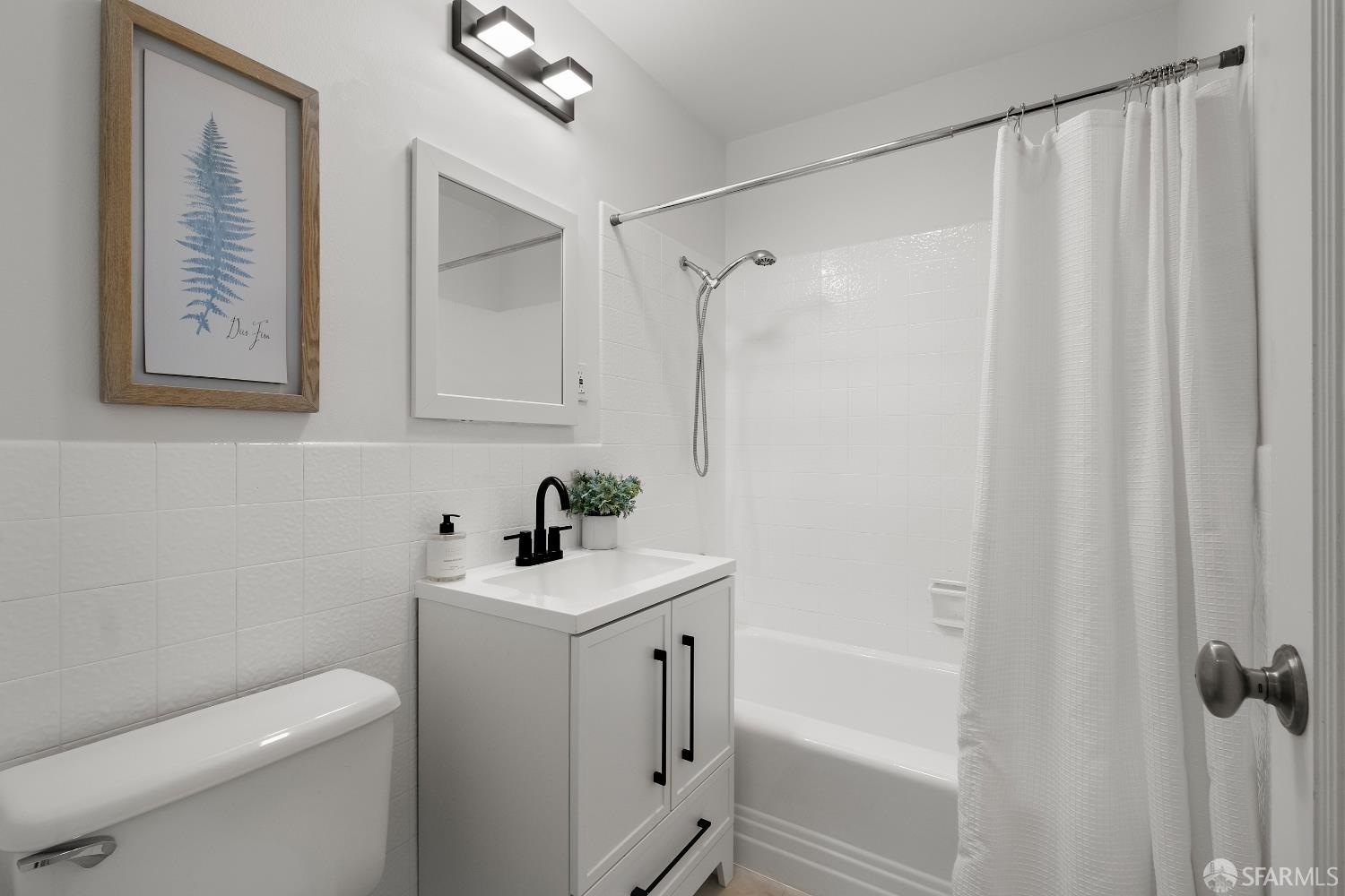 Detail Gallery Image 26 of 43 For 1933 Wayne Ave, San Leandro,  CA 94577 - 3 Beds | 2 Baths
