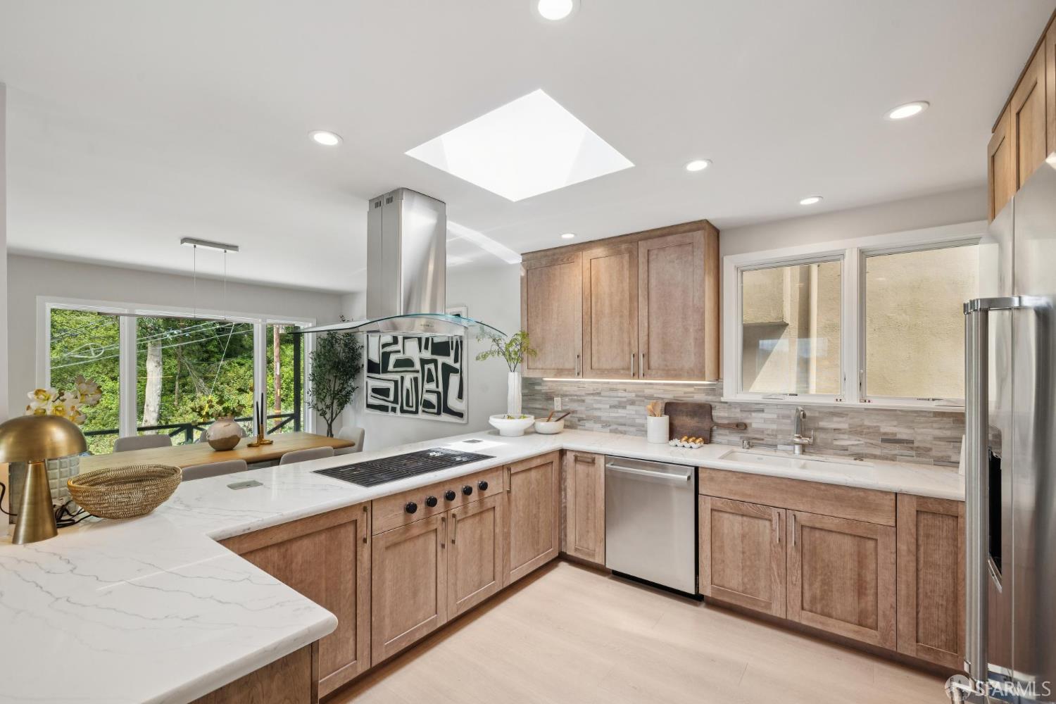 Detail Gallery Image 36 of 89 For 161 Dalewood Way, San Francisco,  CA 94127 - 4 Beds | 3 Baths