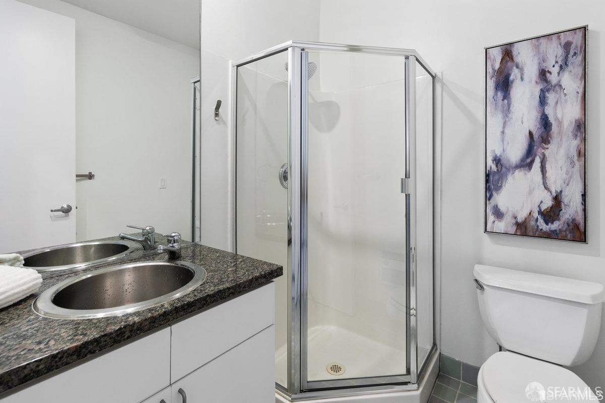 Detail Gallery Image 23 of 31 For 15 Lucerne St #B,  San Francisco,  CA 94103 - 2 Beds | 2/1 Baths