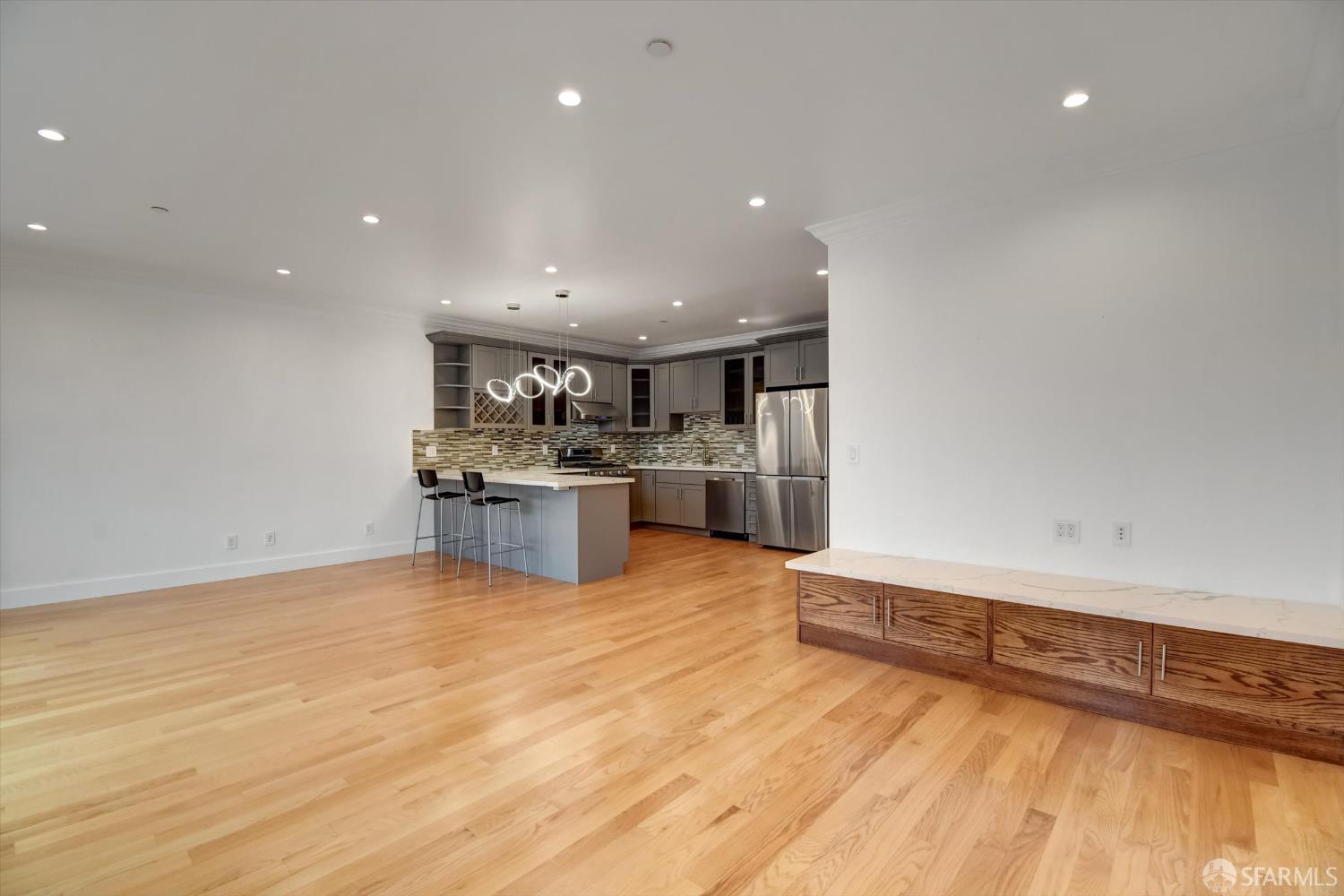 Detail Gallery Image 30 of 58 For 62 Vernon St, San Francisco,  CA 94132 - 7 Beds | 5/1 Baths