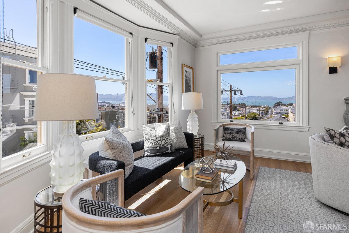 Detail Gallery Image 10 of 41 For 1998 Vallejo St #2,  San Francisco,  CA 94123 - 3 Beds | 2 Baths