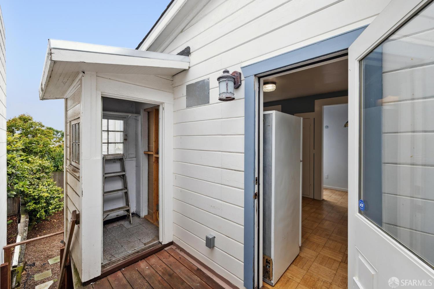 Detail Gallery Image 33 of 43 For 375 Byxbee St, San Francisco,  CA 94132 - 3 Beds | 1 Baths