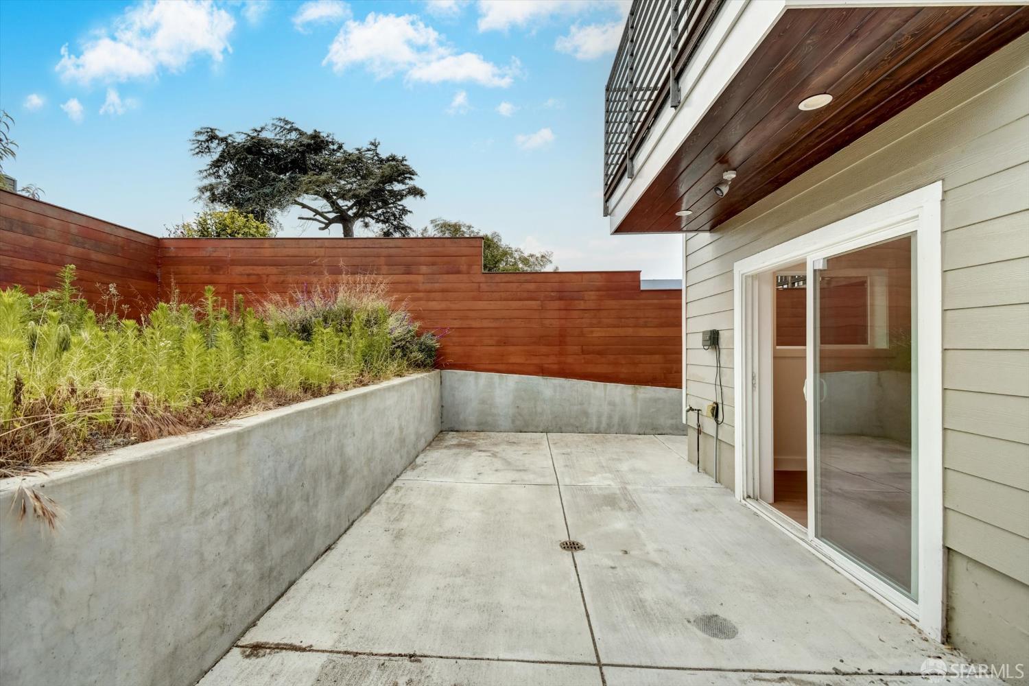 Detail Gallery Image 56 of 58 For 62 Vernon St, San Francisco,  CA 94132 - 7 Beds | 5/1 Baths