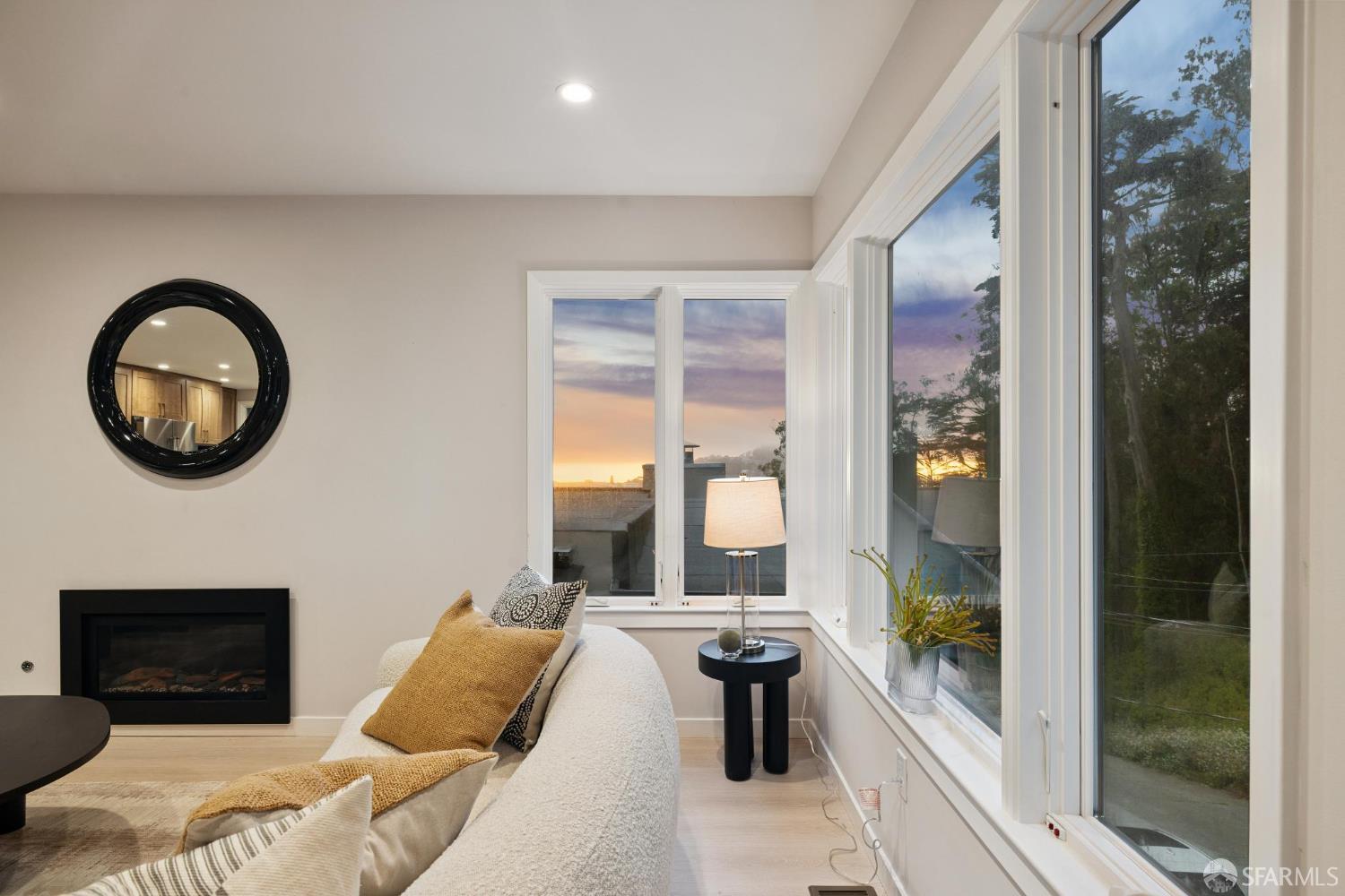 Detail Gallery Image 2 of 89 For 161 Dalewood Way, San Francisco,  CA 94127 - 4 Beds | 3 Baths