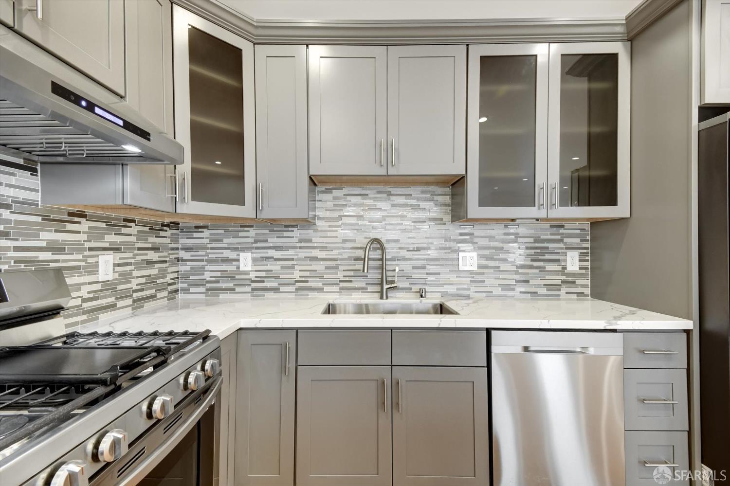 Detail Gallery Image 26 of 58 For 62 Vernon St, San Francisco,  CA 94132 - 7 Beds | 5/1 Baths