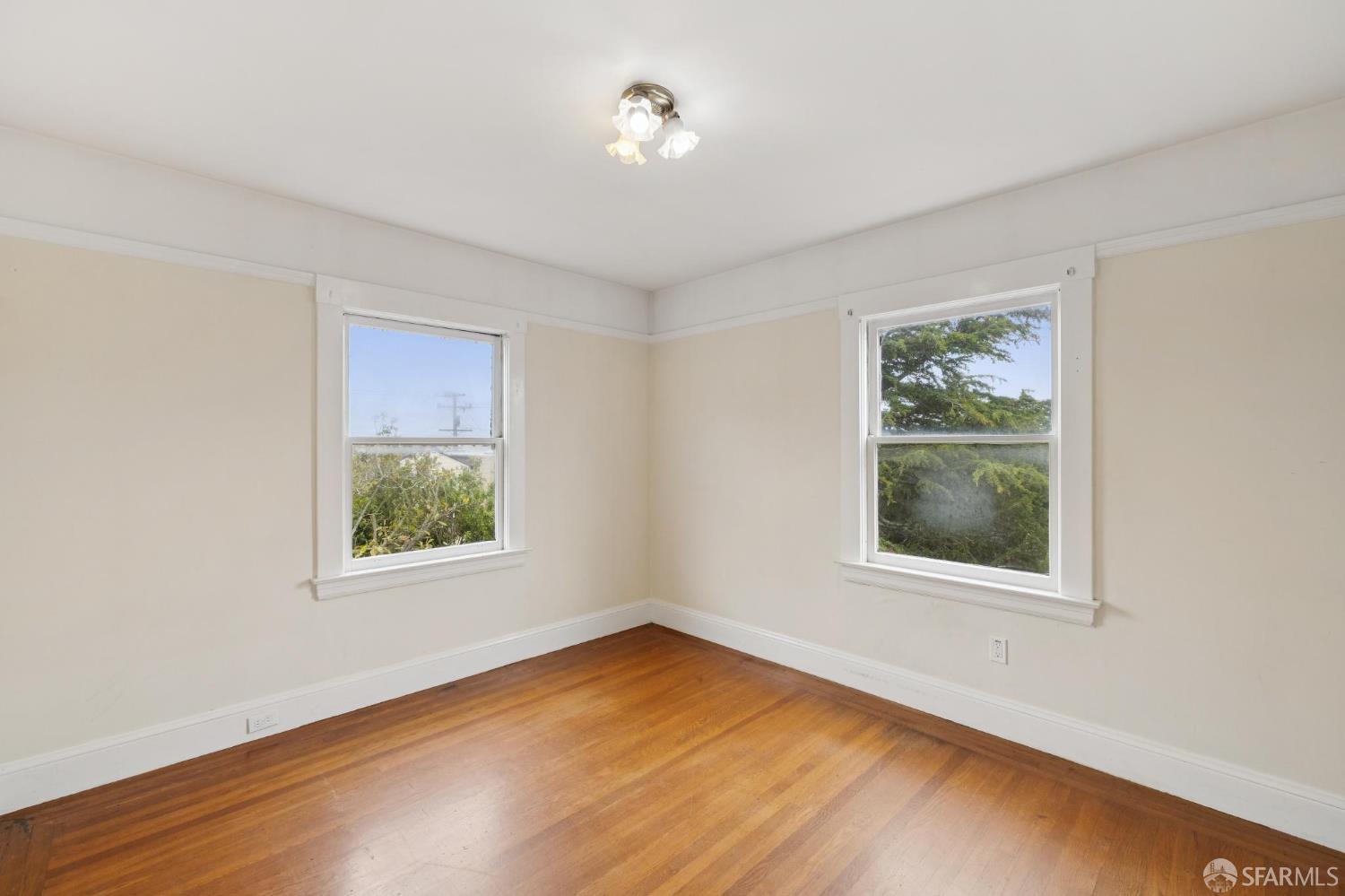 Detail Gallery Image 25 of 43 For 375 Byxbee St, San Francisco,  CA 94132 - 3 Beds | 1 Baths
