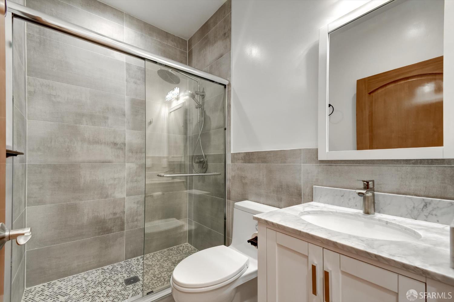 Detail Gallery Image 34 of 58 For 62 Vernon St, San Francisco,  CA 94132 - 7 Beds | 5/1 Baths
