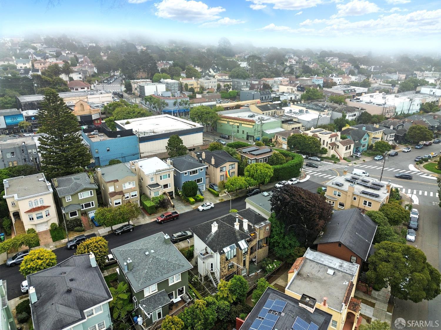 Detail Gallery Image 8 of 8 For 160 Wawona St, San Francisco,  CA 94127 - 3 Beds | 4 Baths