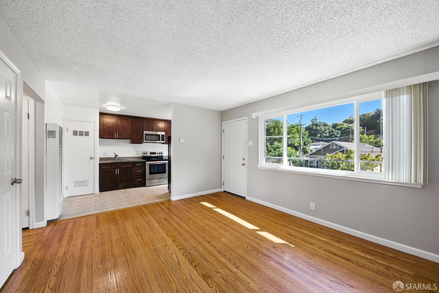 Detail Gallery Image 1 of 16 For 1543 Berrellesa St #1547,  Martinez,  CA 94553 - 2 Beds | 1 Baths