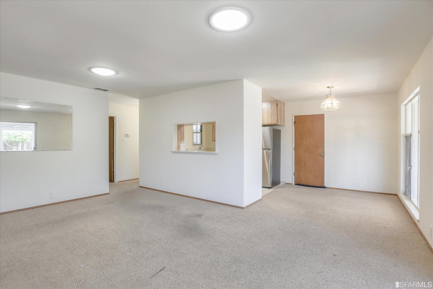 Detail Gallery Image 7 of 36 For 2418 S Norfolk St, San Mateo,  CA 94403 - 3 Beds | 2 Baths