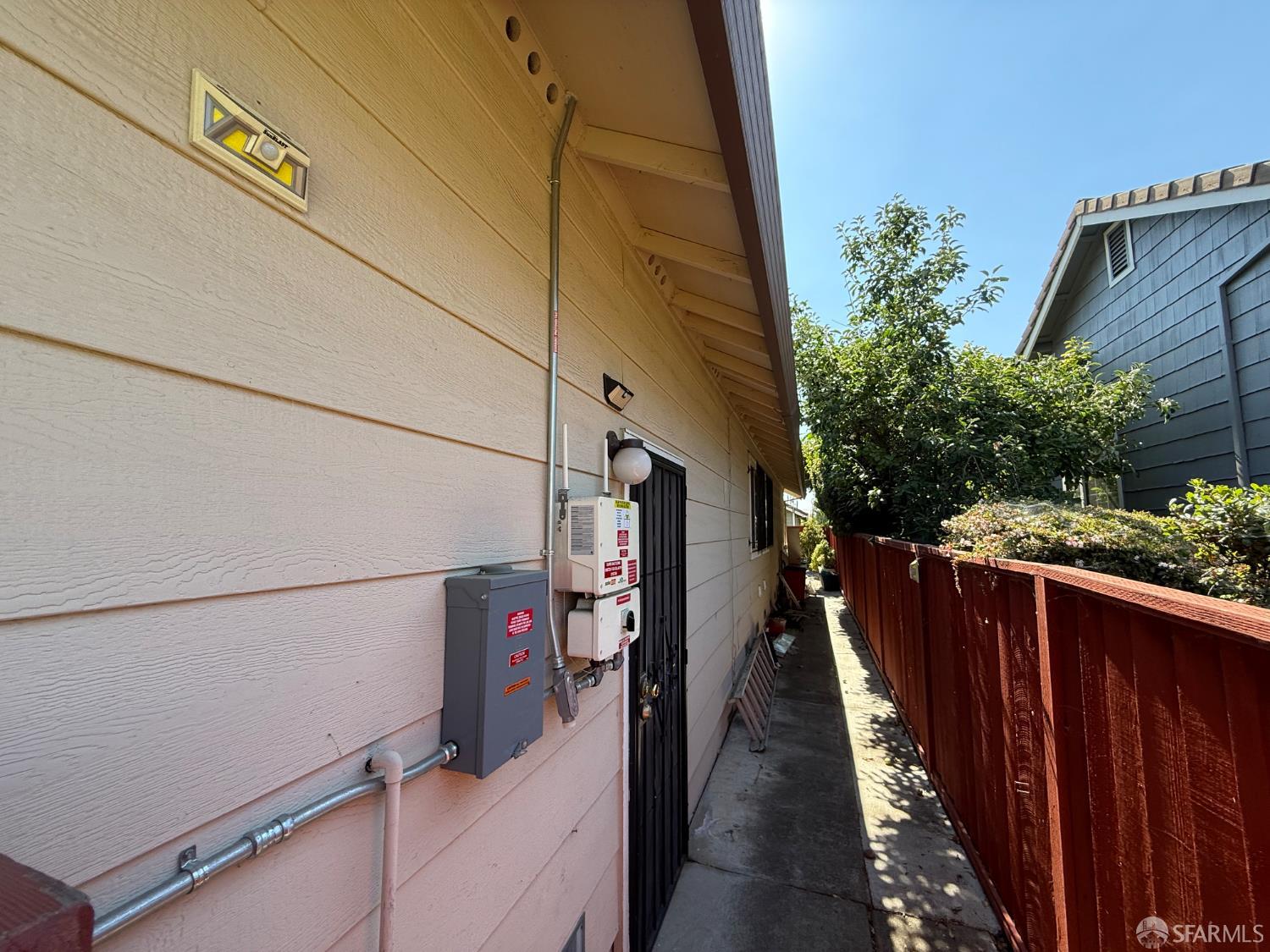 Detail Gallery Image 38 of 43 For 328 Snow Flake Way, Pittsburg,  CA 94565 - 3 Beds | 2 Baths