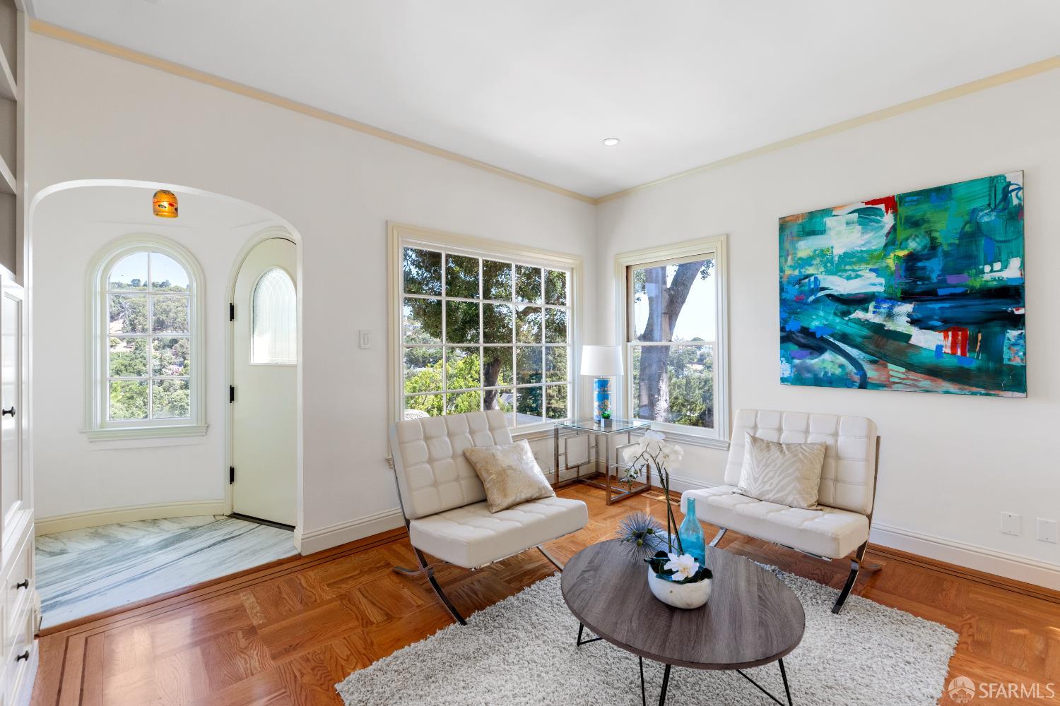 Detail Gallery Image 2 of 24 For 153 Dale Ave, San Carlos,  CA 94070 - 3 Beds | 3 Baths