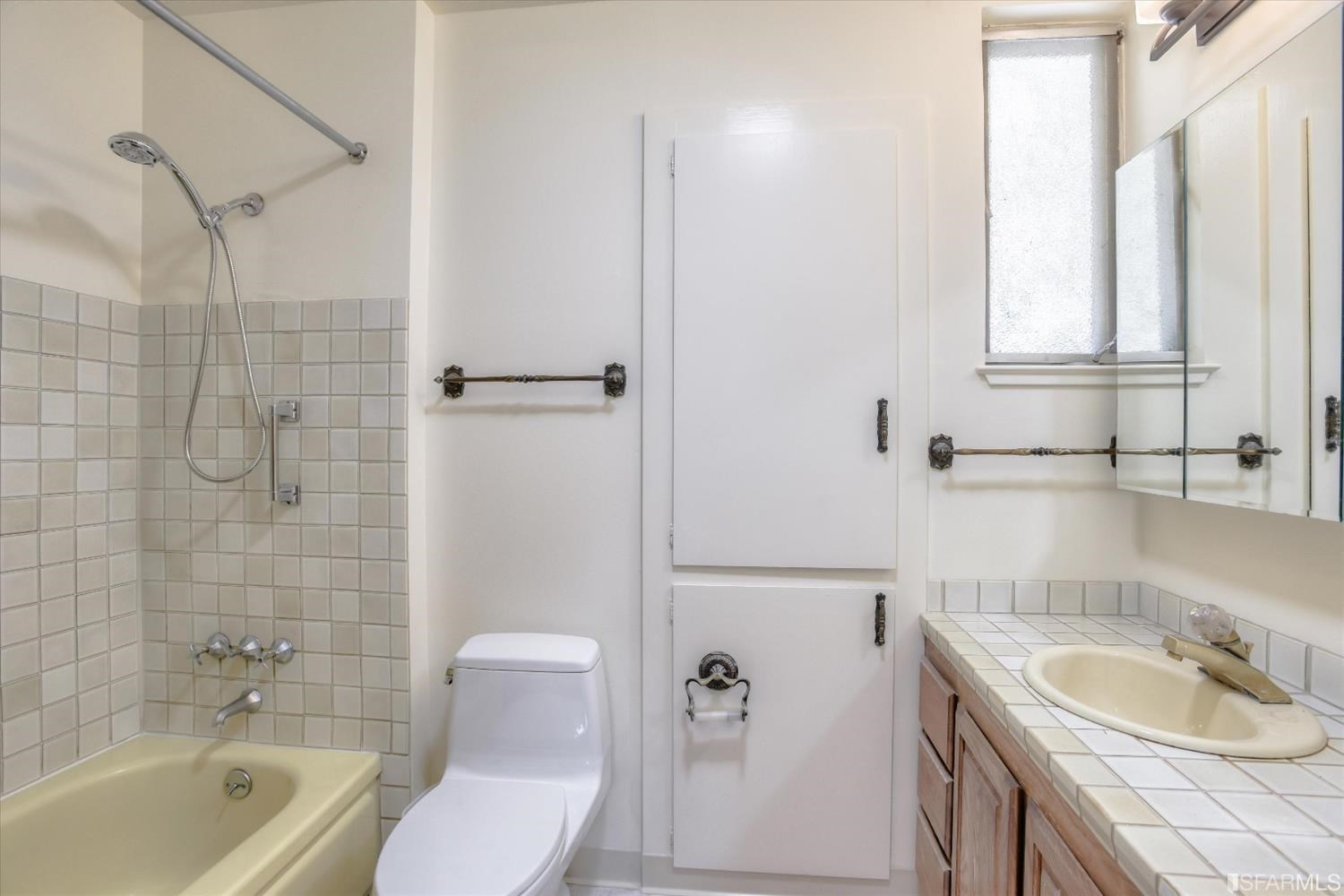 Detail Gallery Image 28 of 36 For 2418 S Norfolk St, San Mateo,  CA 94403 - 3 Beds | 2 Baths