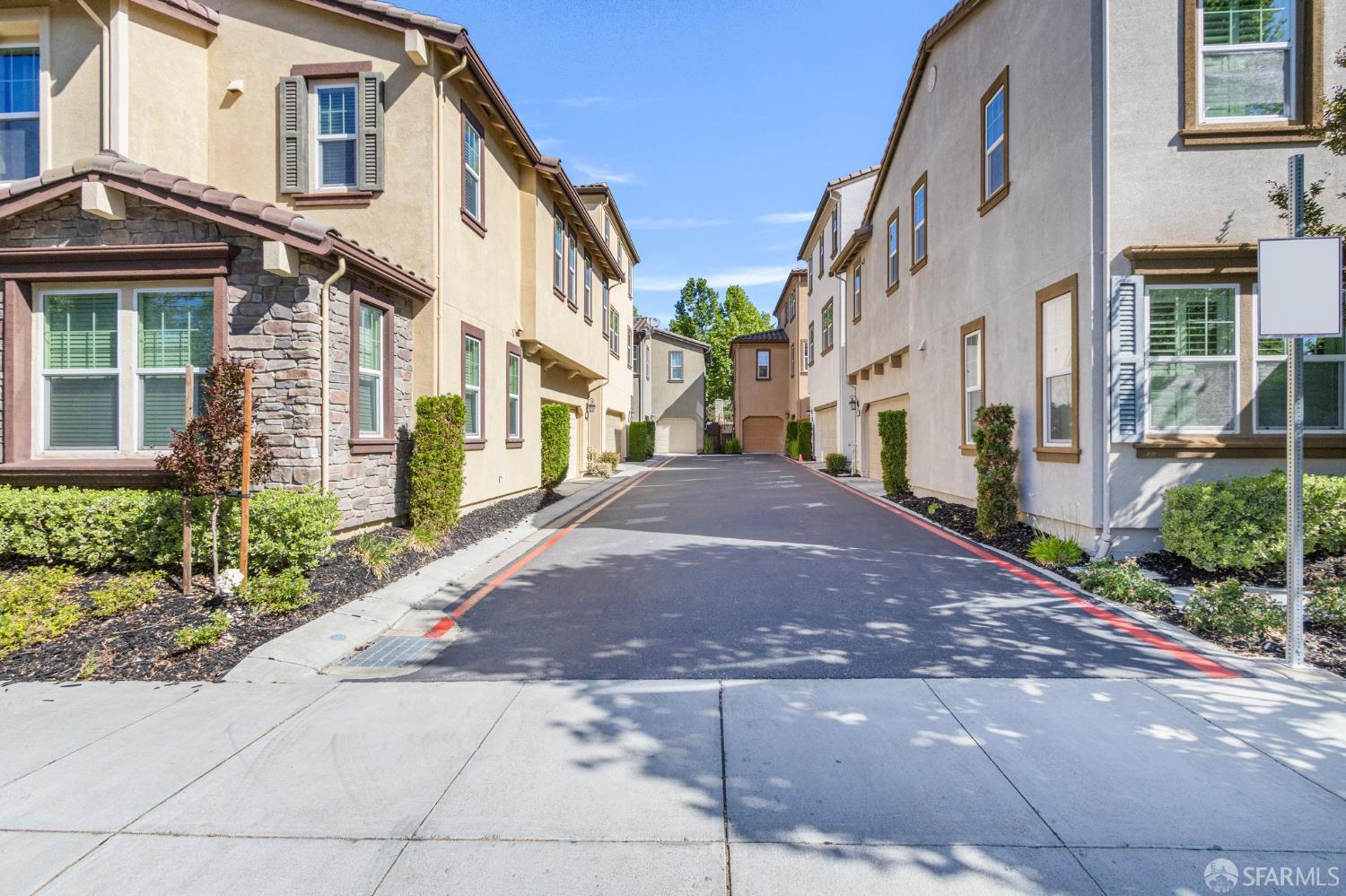 Detail Gallery Image 46 of 61 For 3069 Vittoria Loop, Dublin,  CA 94568 - 5 Beds | 4 Baths