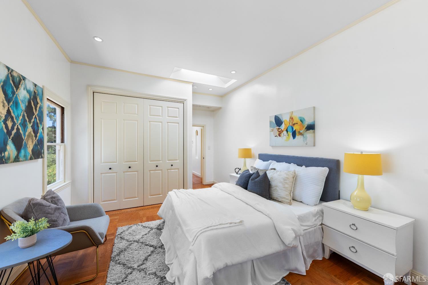 Detail Gallery Image 13 of 24 For 153 Dale Ave, San Carlos,  CA 94070 - 3 Beds | 3 Baths