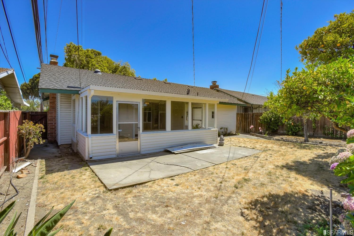 Detail Gallery Image 35 of 36 For 2418 S Norfolk St, San Mateo,  CA 94403 - 3 Beds | 2 Baths
