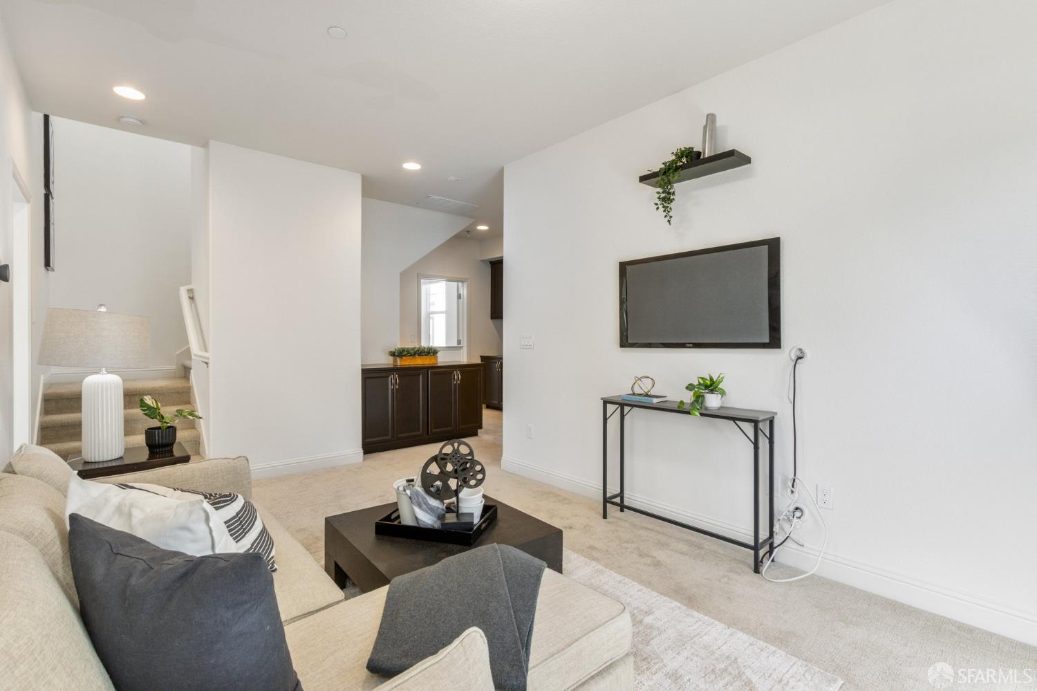 Detail Gallery Image 27 of 61 For 3069 Vittoria Loop, Dublin,  CA 94568 - 5 Beds | 4 Baths