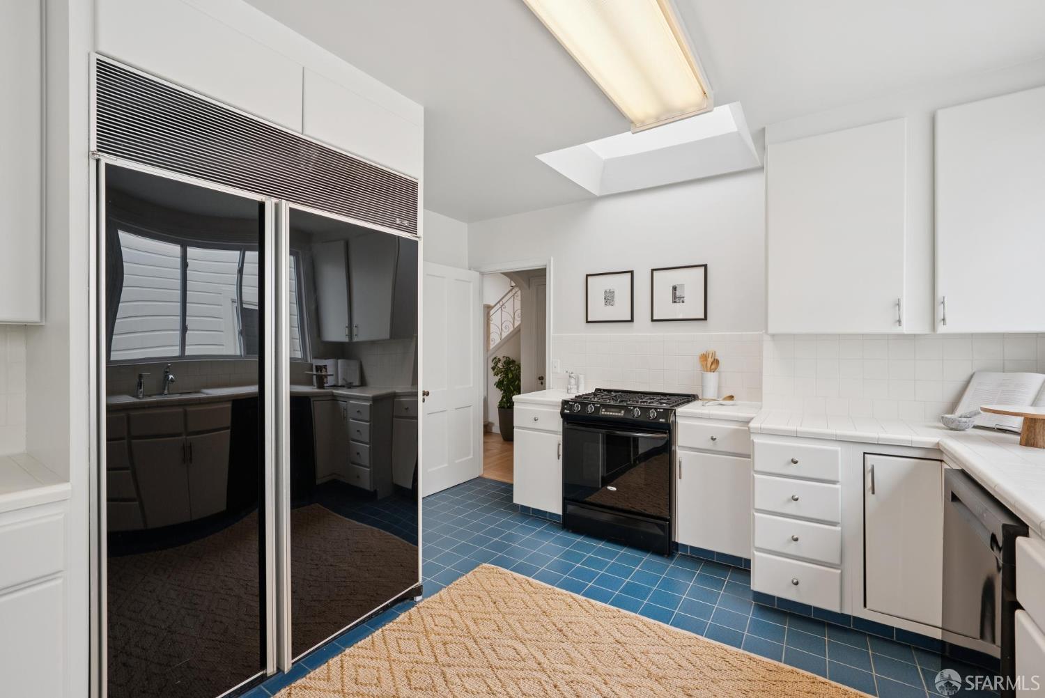 Detail Gallery Image 19 of 75 For 1867 15th Ave, San Francisco,  CA 94122 - 3 Beds | 2 Baths