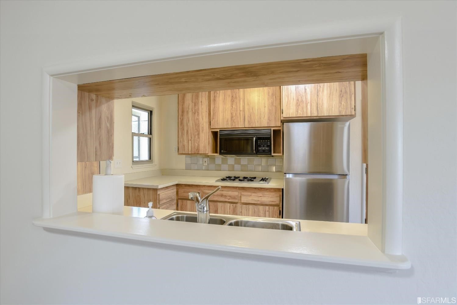 Detail Gallery Image 13 of 36 For 2418 S Norfolk St, San Mateo,  CA 94403 - 3 Beds | 2 Baths