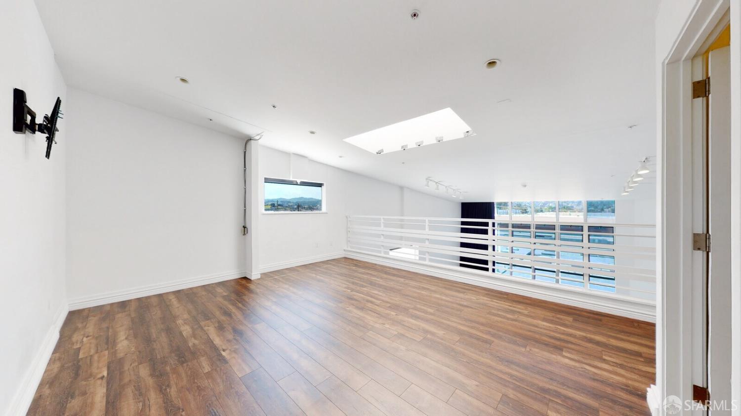 Detail Gallery Image 11 of 13 For 1250 Missouri St #307,  San Francisco,  CA 94107 - – Beds | – Baths