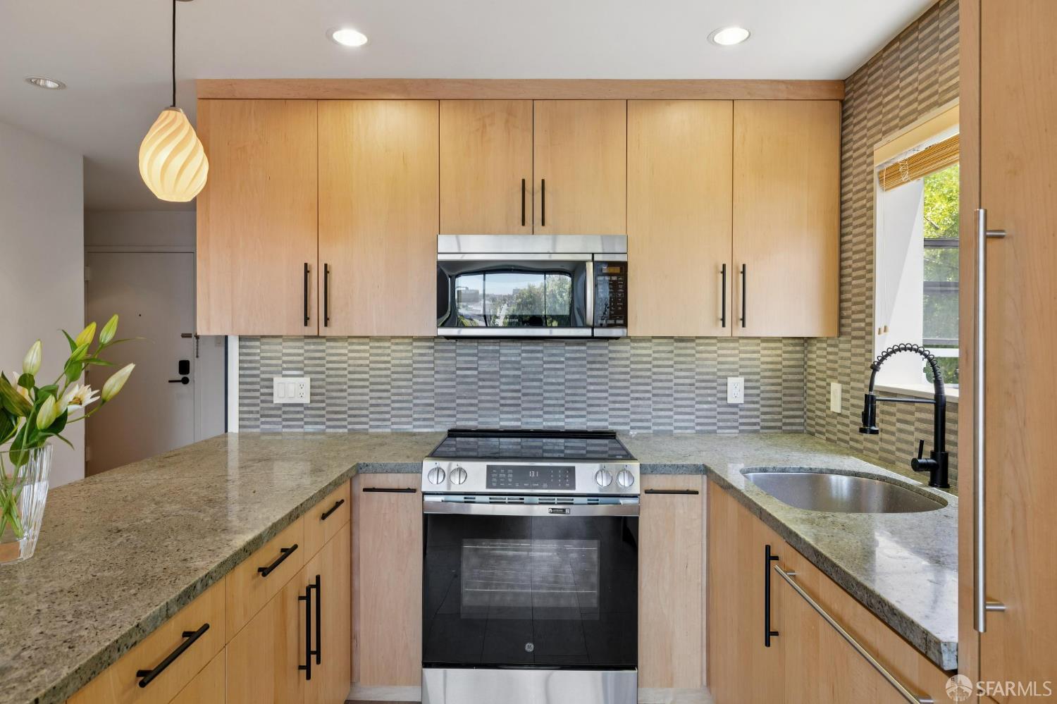 Detail Gallery Image 22 of 42 For 2295 Vallejo St #405,  San Francisco,  CA 94123 - 1 Beds | 1 Baths