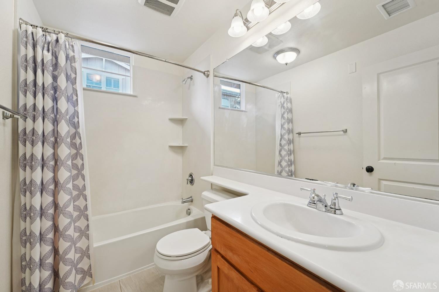 Photo #29: 425051102 Listing: Photo #29