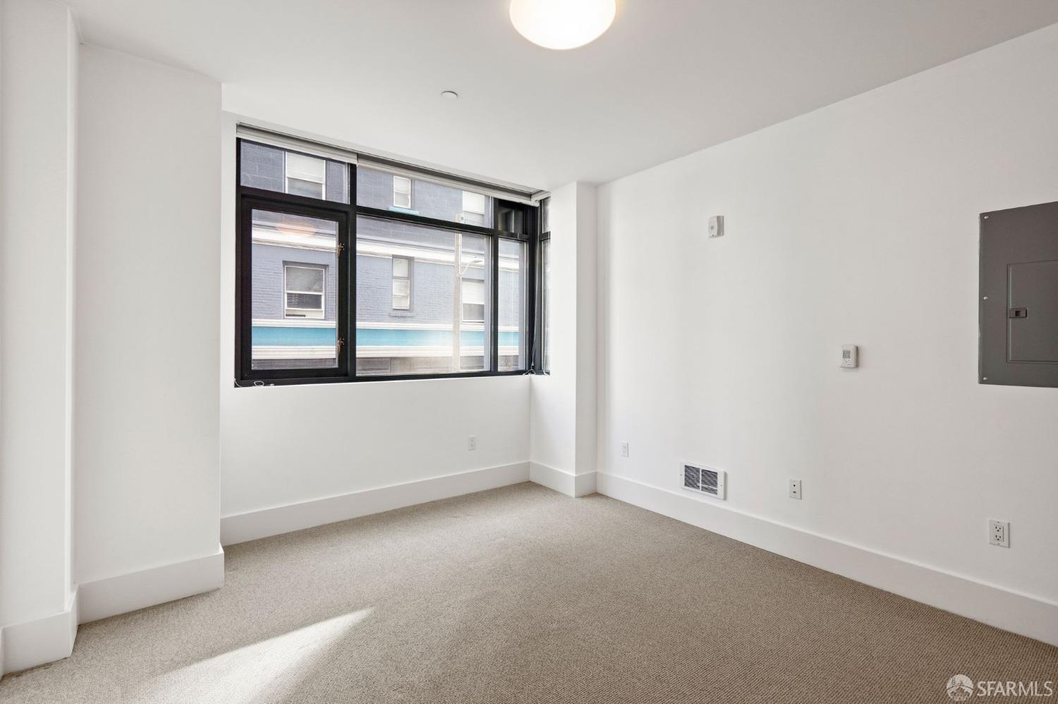 Photo #21: 425053855 Listing: Photo #21