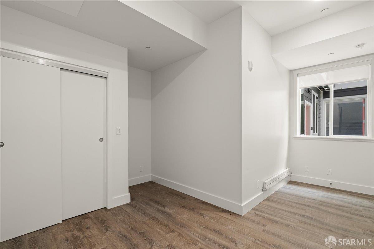 Detail Gallery Image 6 of 14 For 4326 Irving St, San Francisco,  CA 94122 - – Beds | – Baths