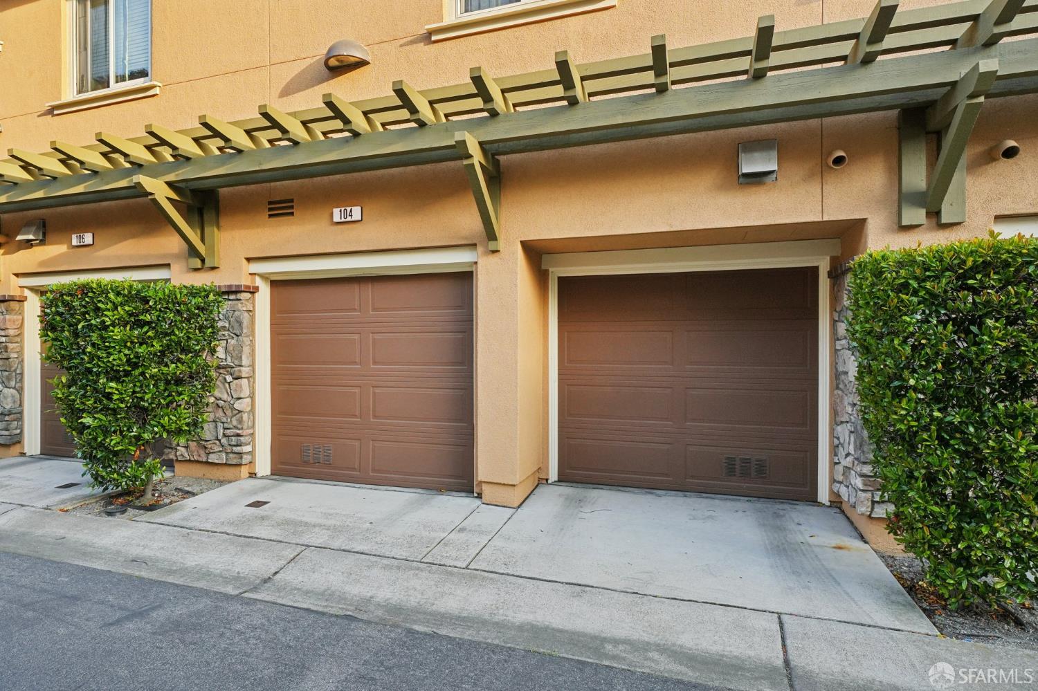 Photo #37: 425051102 Listing: Photo #37