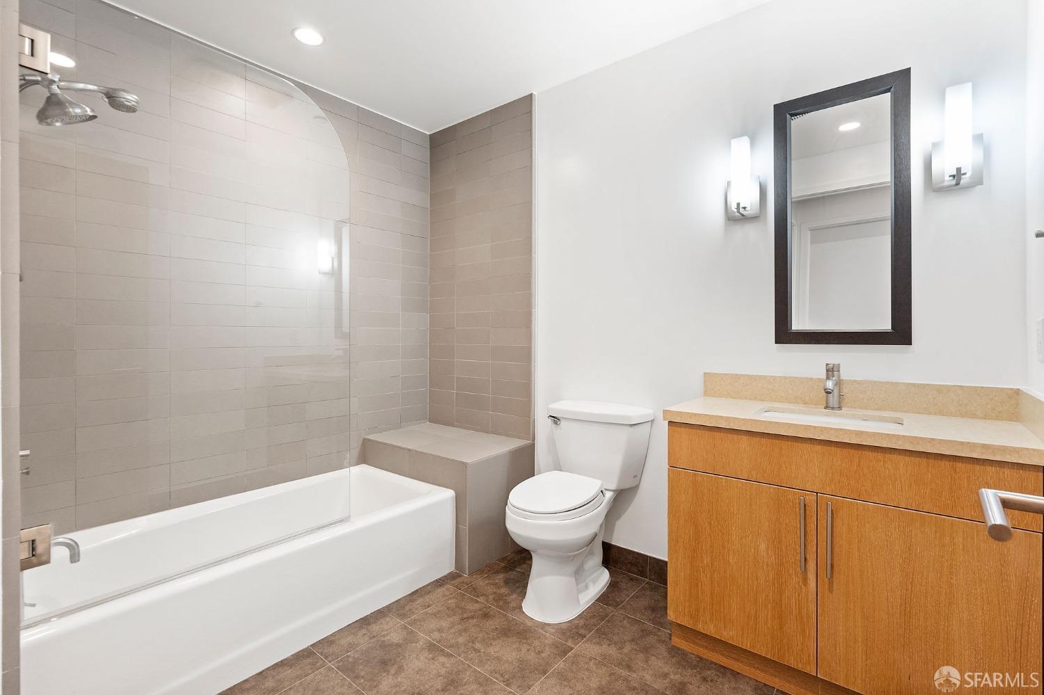 Photo #25: 425053855 Listing: Photo #25