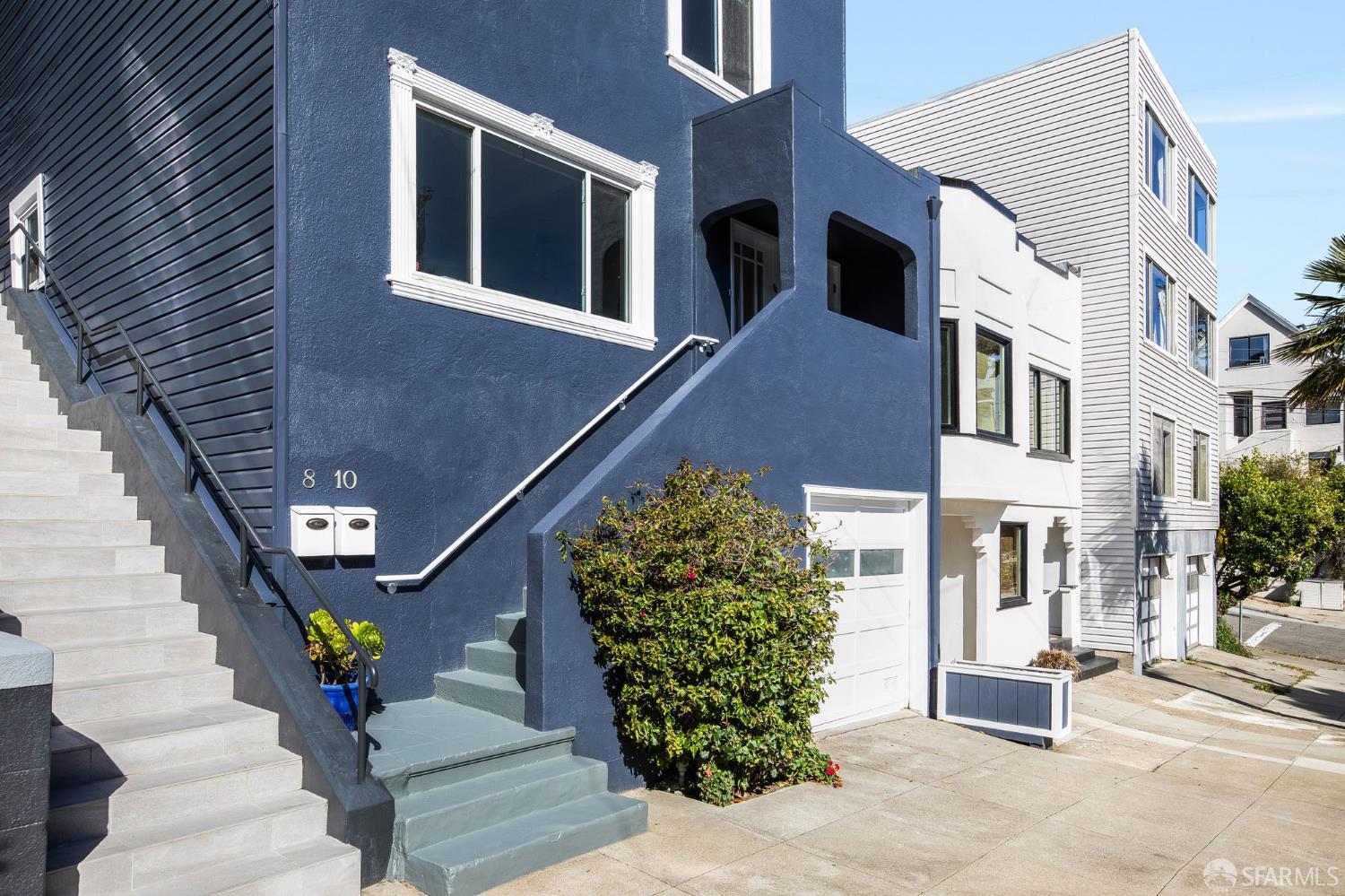 Photo #4: 425053825 Listing 