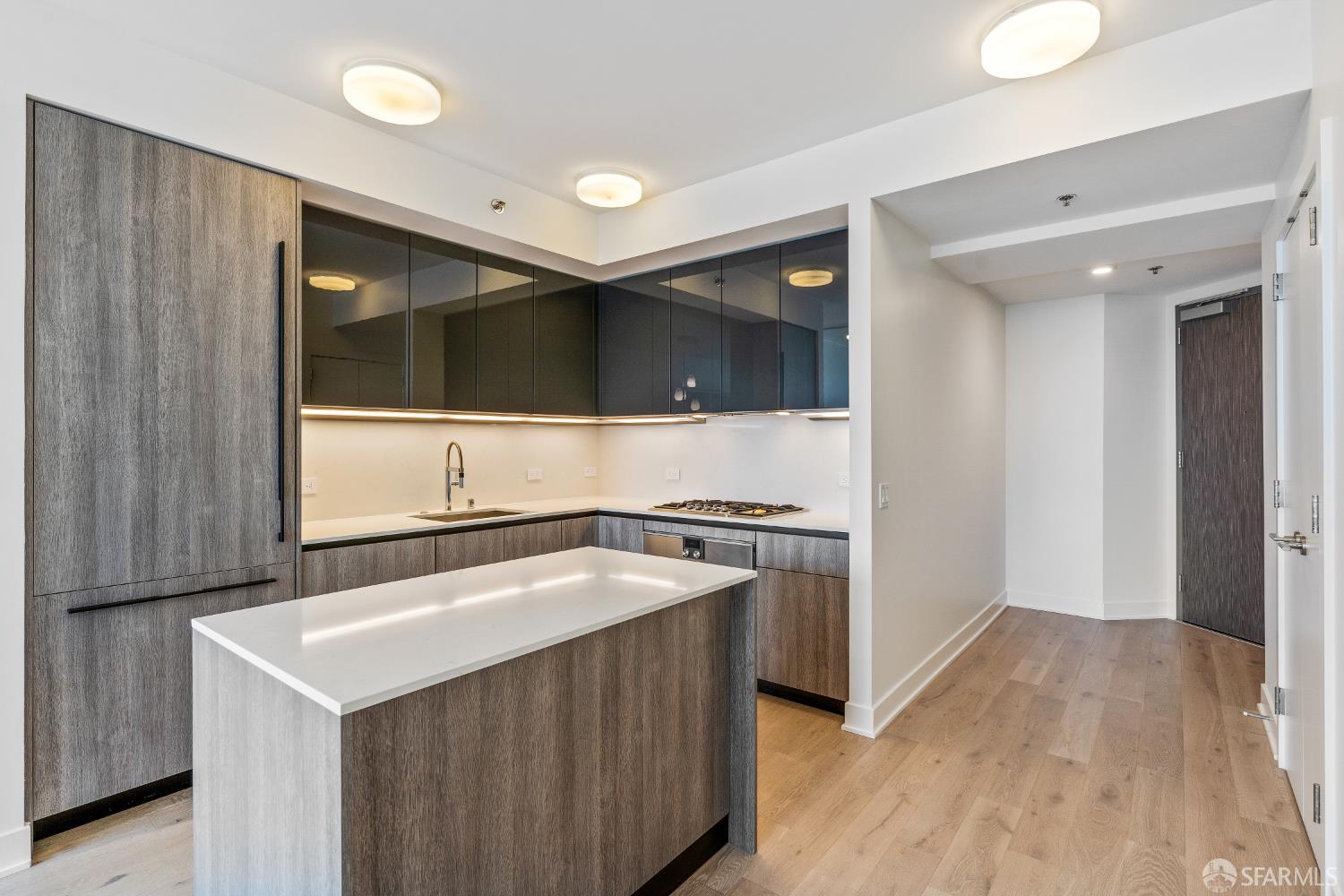 Detail Gallery Image 4 of 43 For 201 Folsom St 18h,  San Francisco,  CA 94105 - 1 Beds | 1 Baths