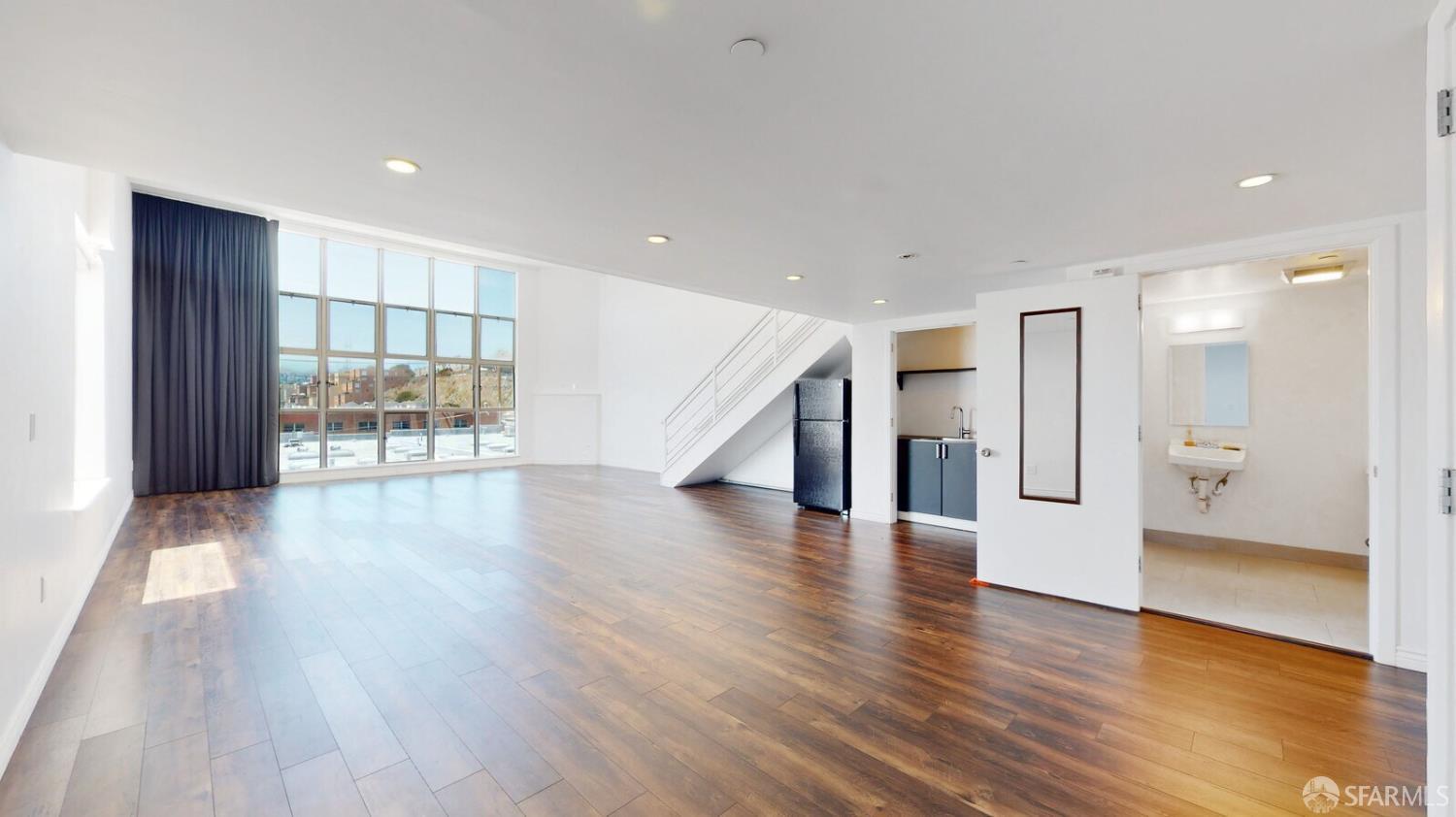 Detail Gallery Image 4 of 13 For 1250 Missouri St #307,  San Francisco,  CA 94107 - – Beds | – Baths