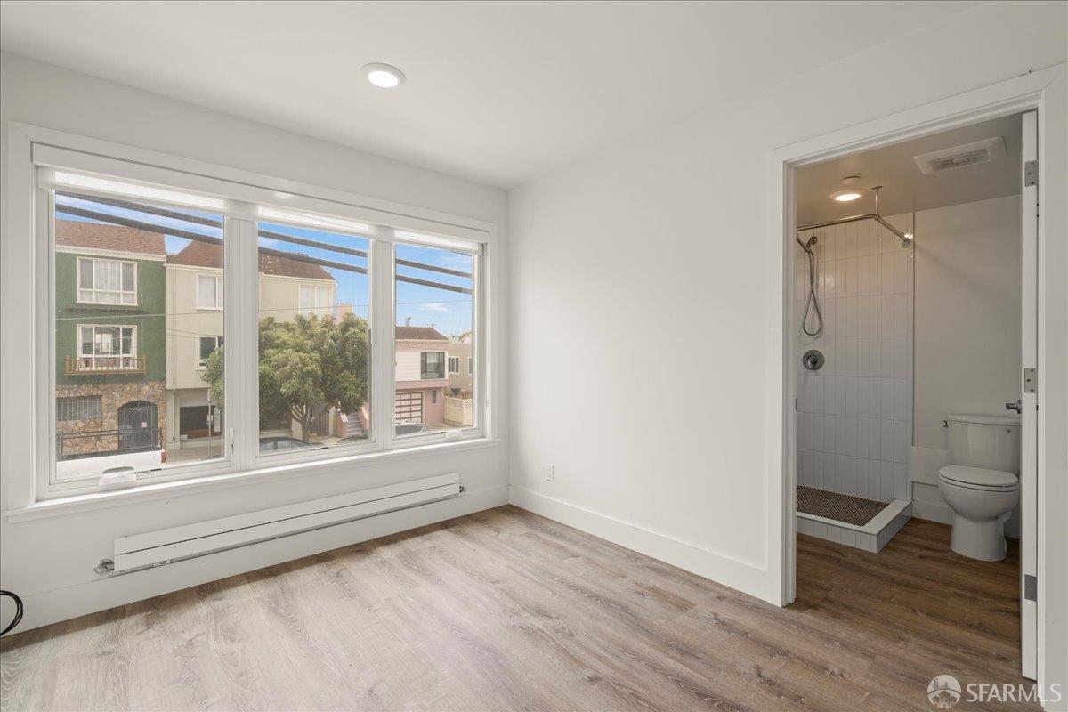 Detail Gallery Image 10 of 14 For 4326 Irving St, San Francisco,  CA 94122 - – Beds | – Baths
