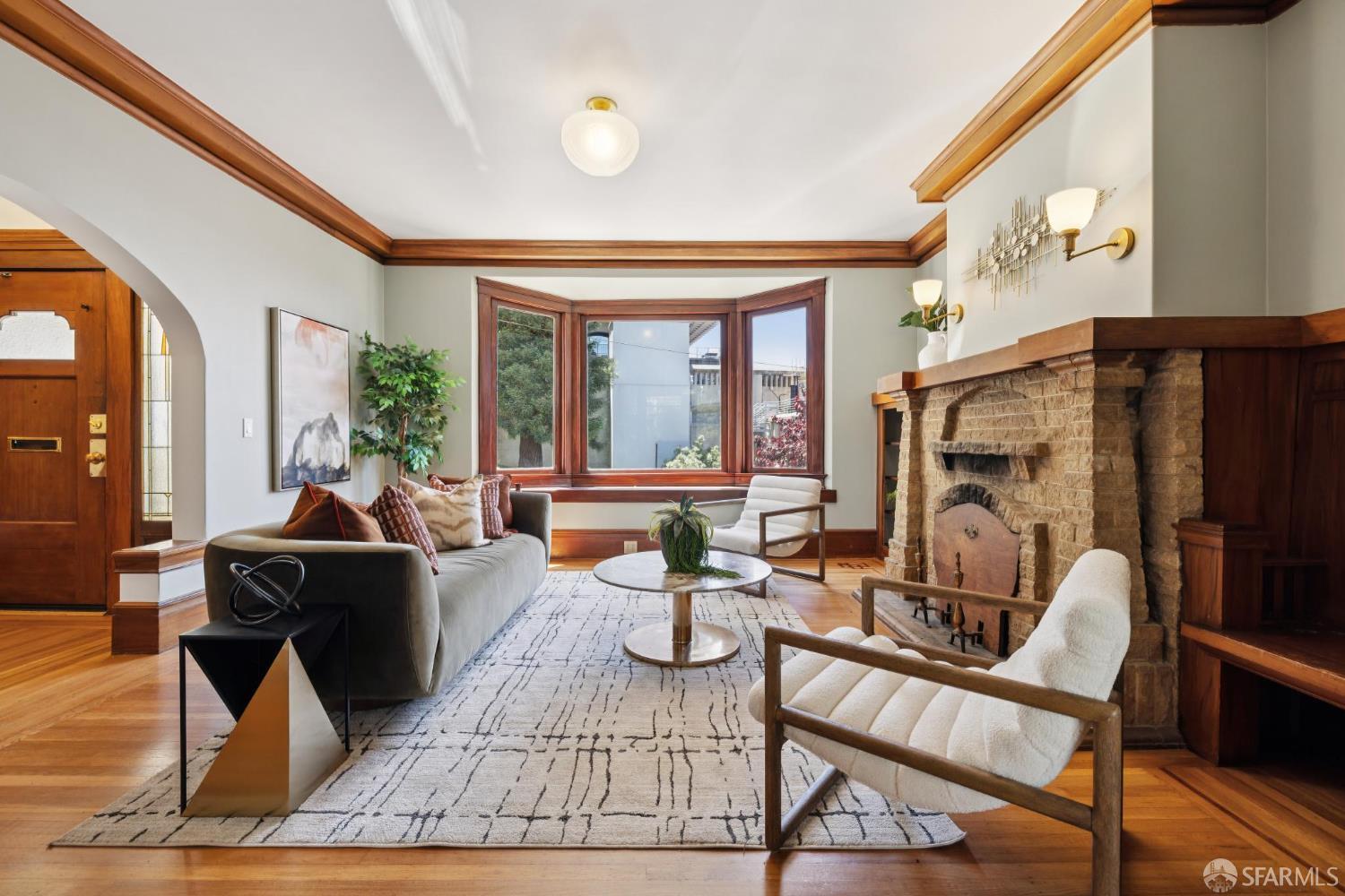 Detail Gallery Image 4 of 38 For 40 Hillway Ave, San Francisco,  CA 94117 - 3 Beds | 1/1 Baths