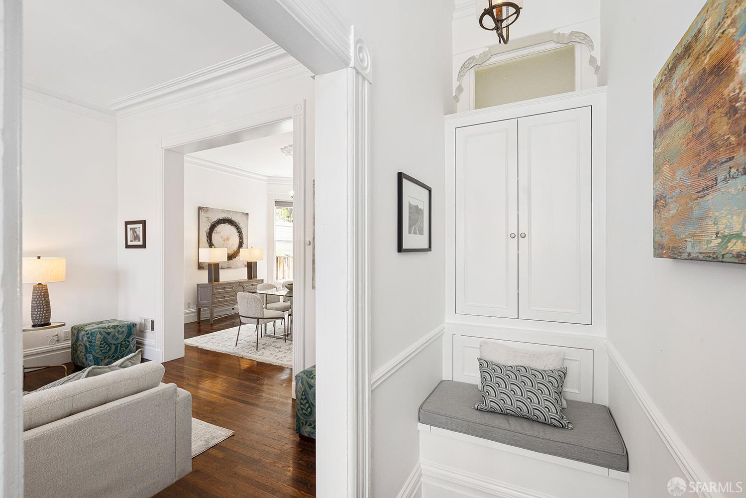 Photo #3: 425052285 Listing 