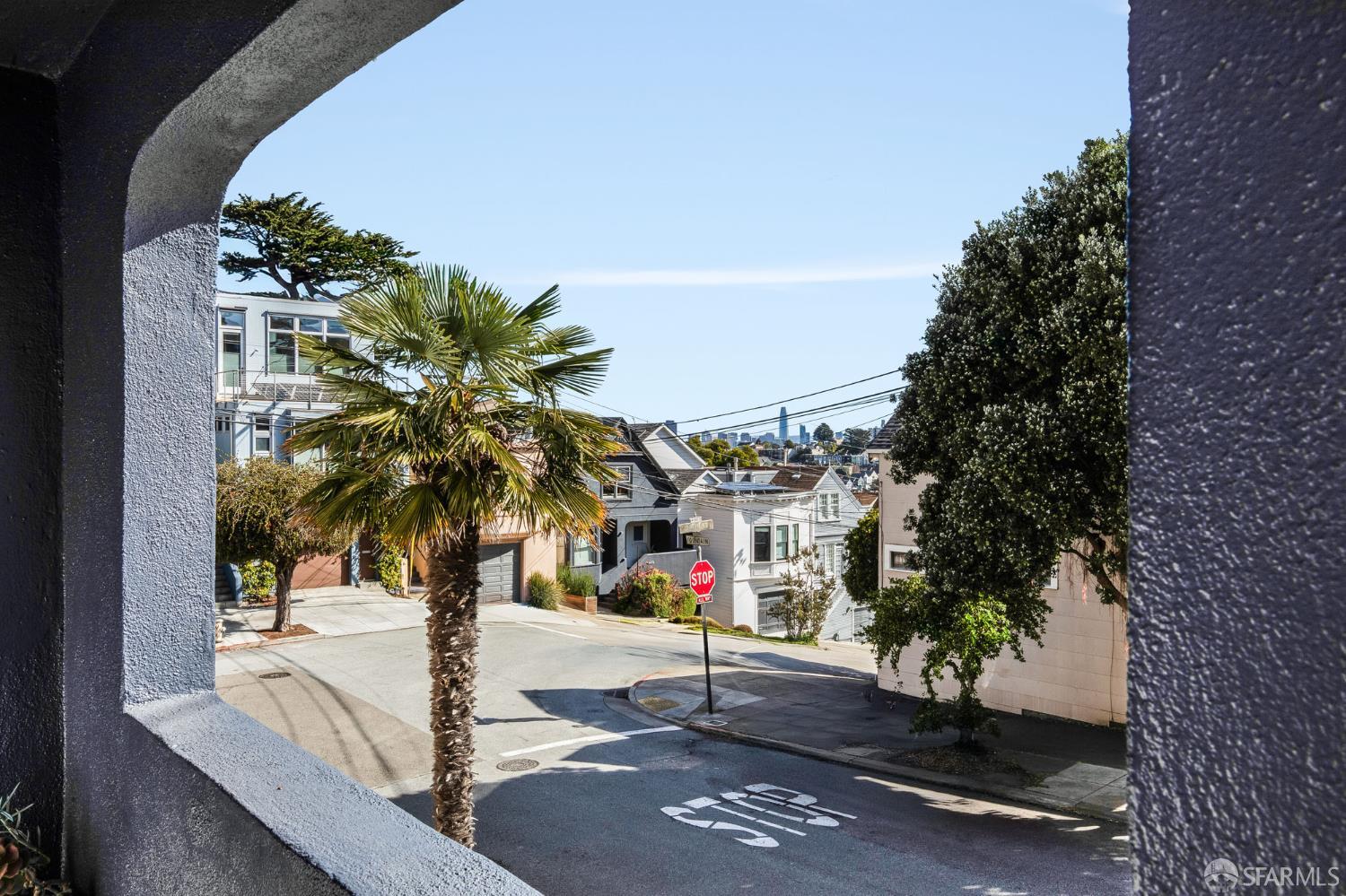 Photo #5: 425053825 Listing 
