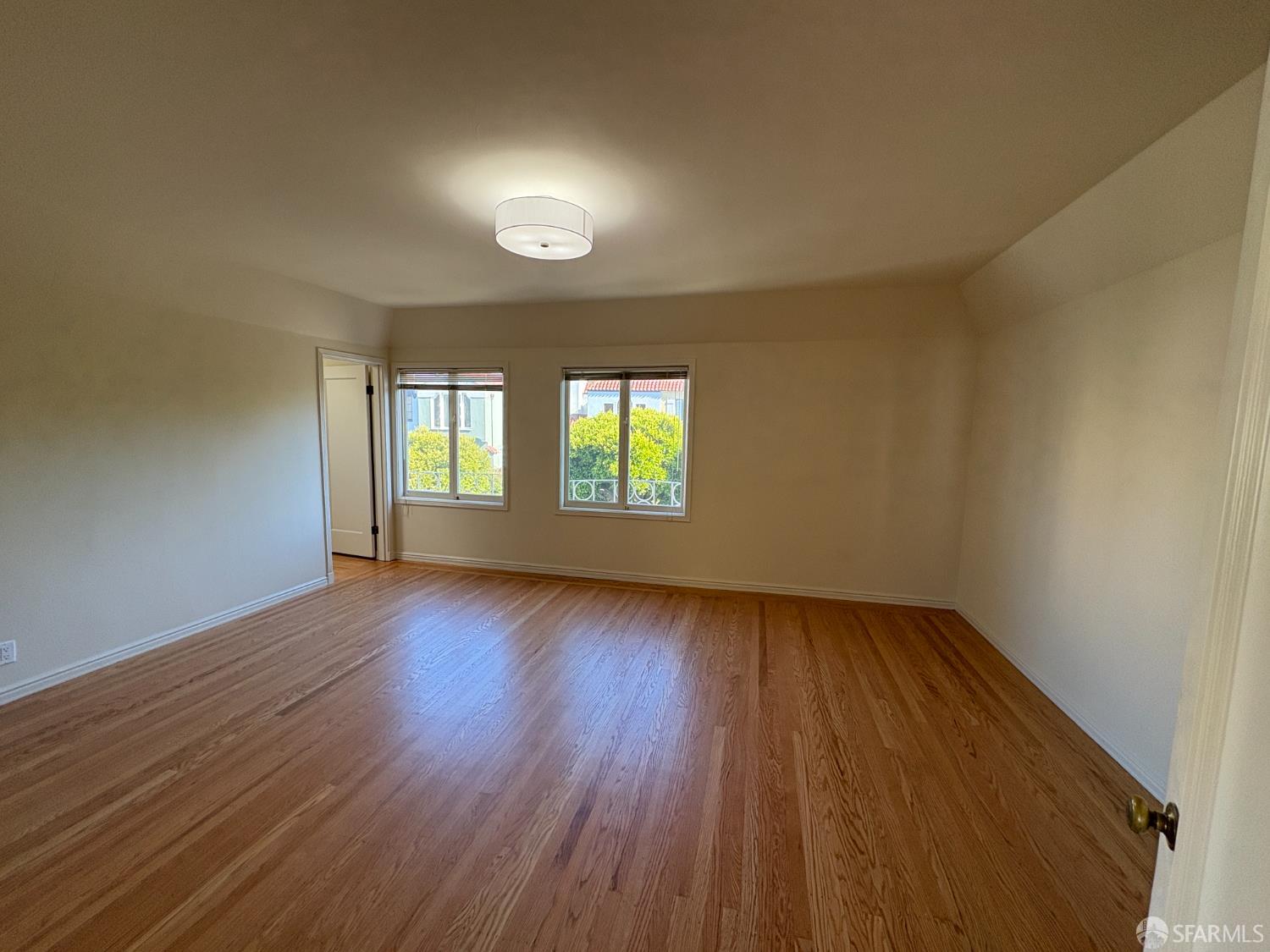 Detail Gallery Image 46 of 64 For 1750 North Point St, San Francisco,  CA 94123 - 4 Beds | 3/1 Baths