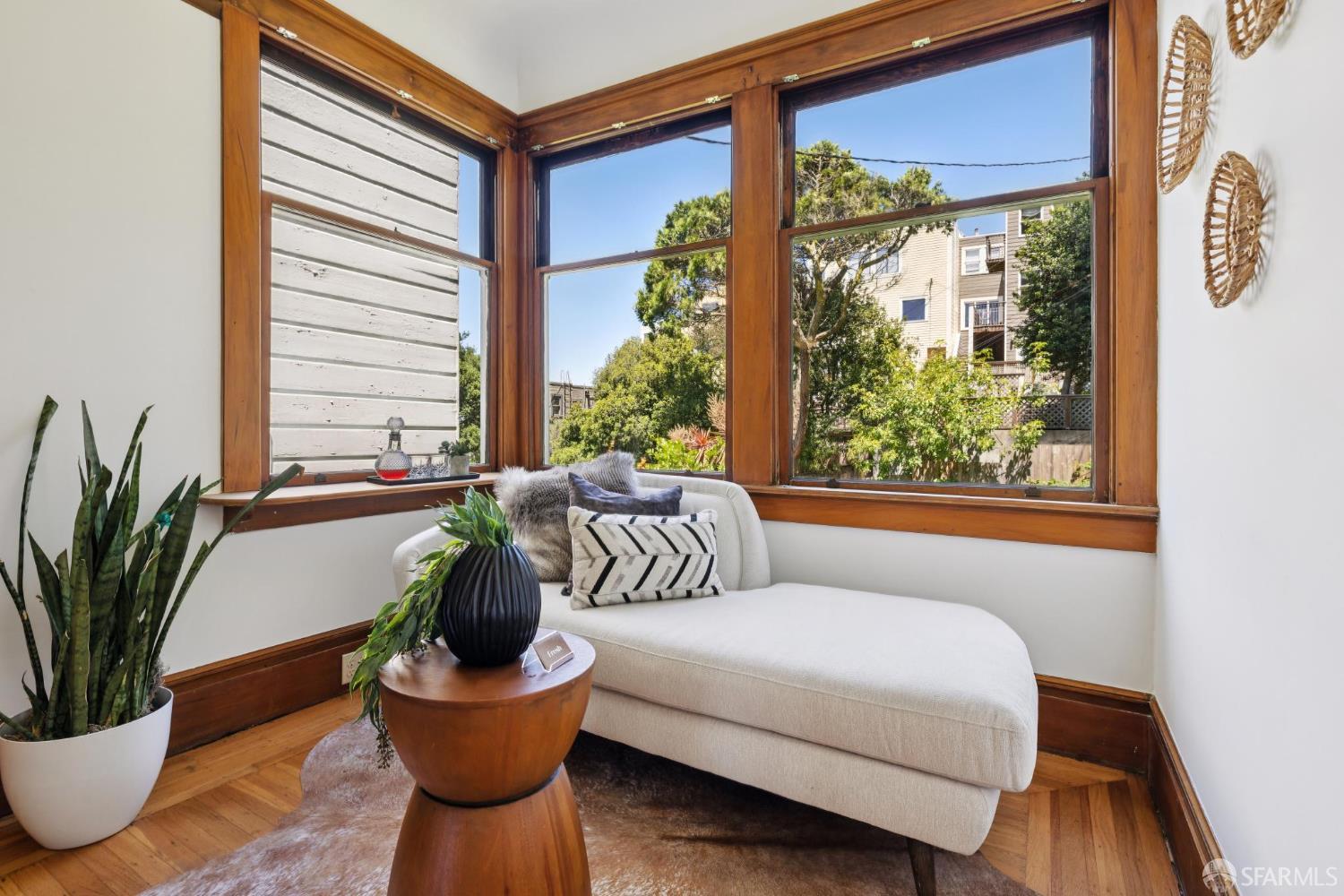 Detail Gallery Image 16 of 38 For 40 Hillway Ave, San Francisco,  CA 94117 - 3 Beds | 1/1 Baths