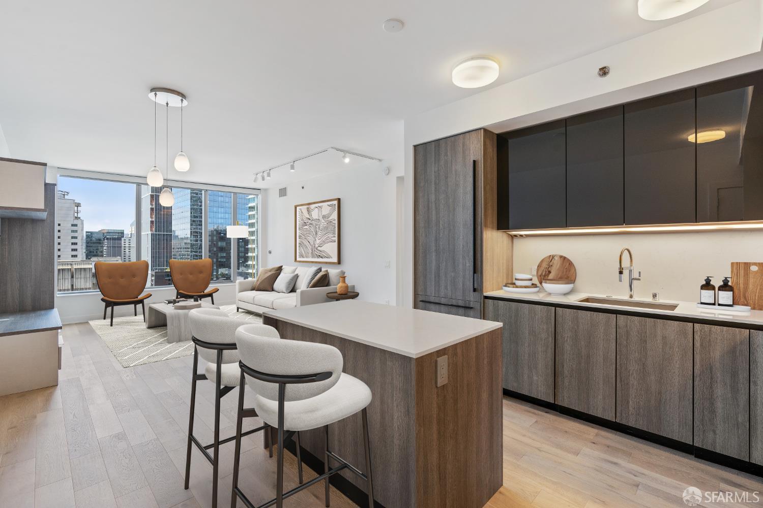 201 Folsom Street # 18H
