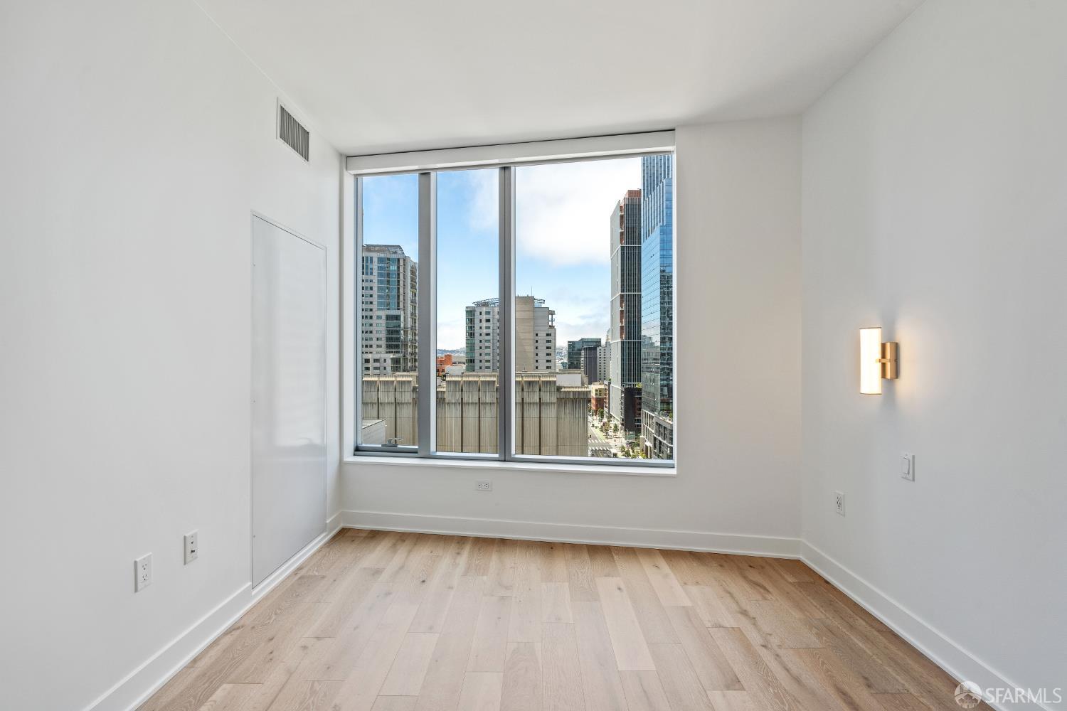 Detail Gallery Image 13 of 43 For 201 Folsom St 18h,  San Francisco,  CA 94105 - 1 Beds | 1 Baths