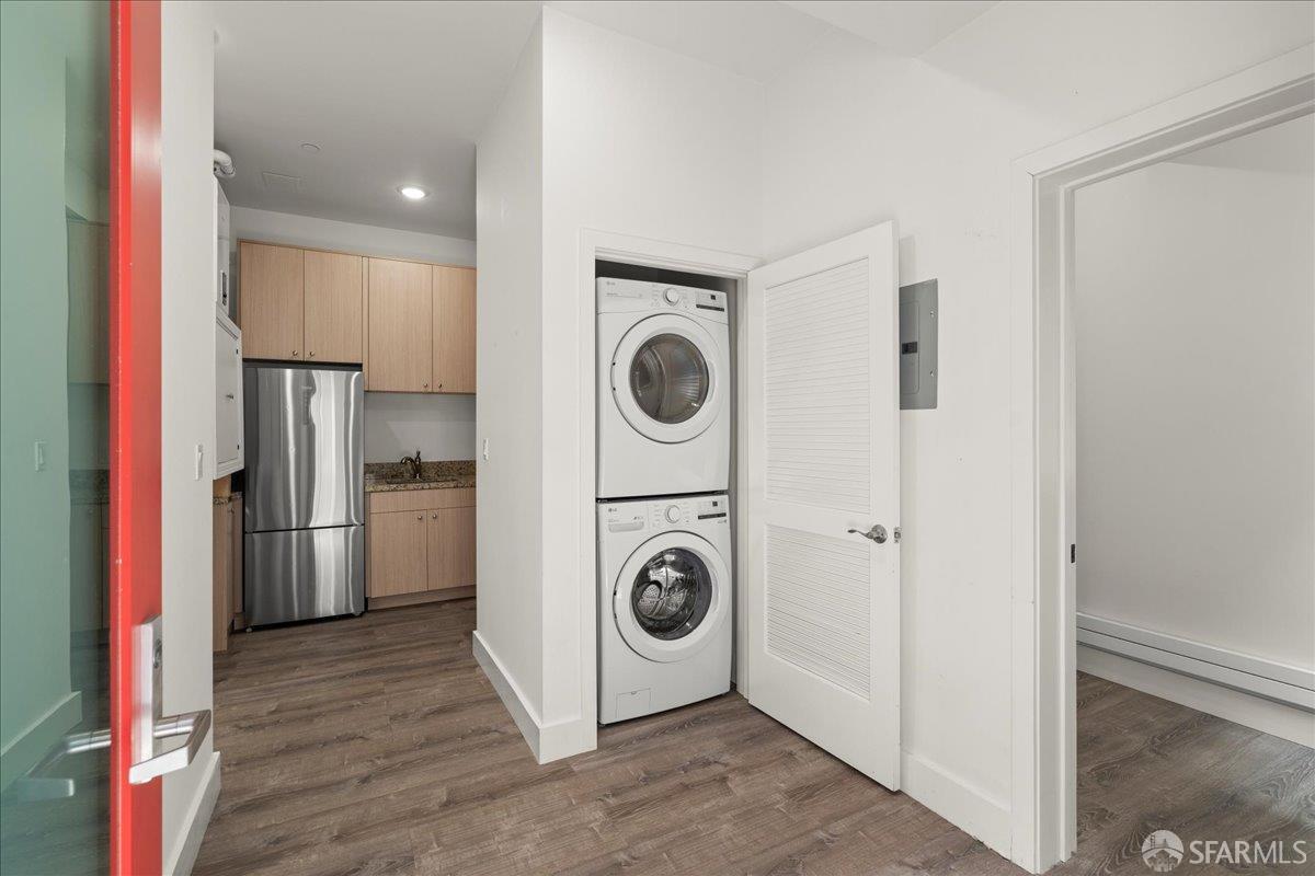 Detail Gallery Image 4 of 14 For 4326 Irving St, San Francisco,  CA 94122 - – Beds | – Baths